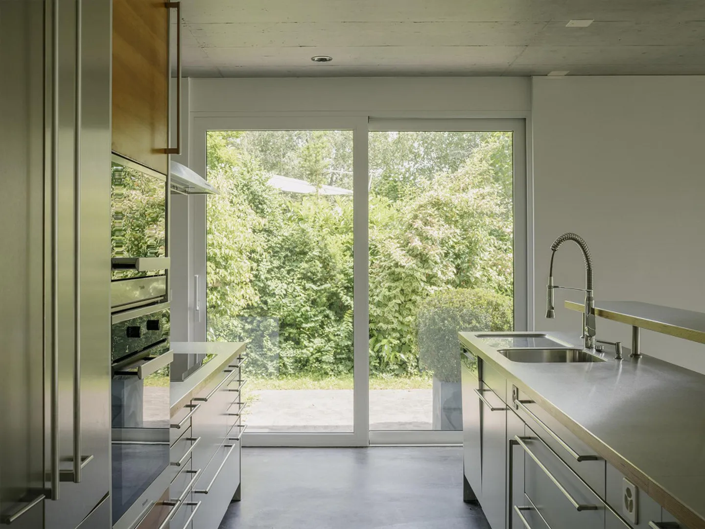 Modern single-family house with stunning views at Rosenberg - Photo 4 of 22