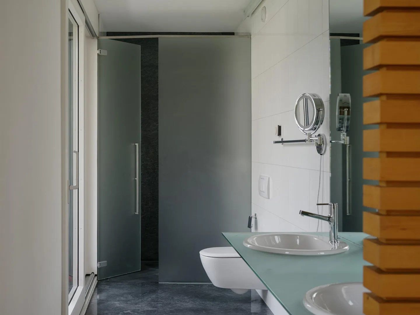 Modern single-family house with stunning views at Rosenberg - Photo 15 of 22