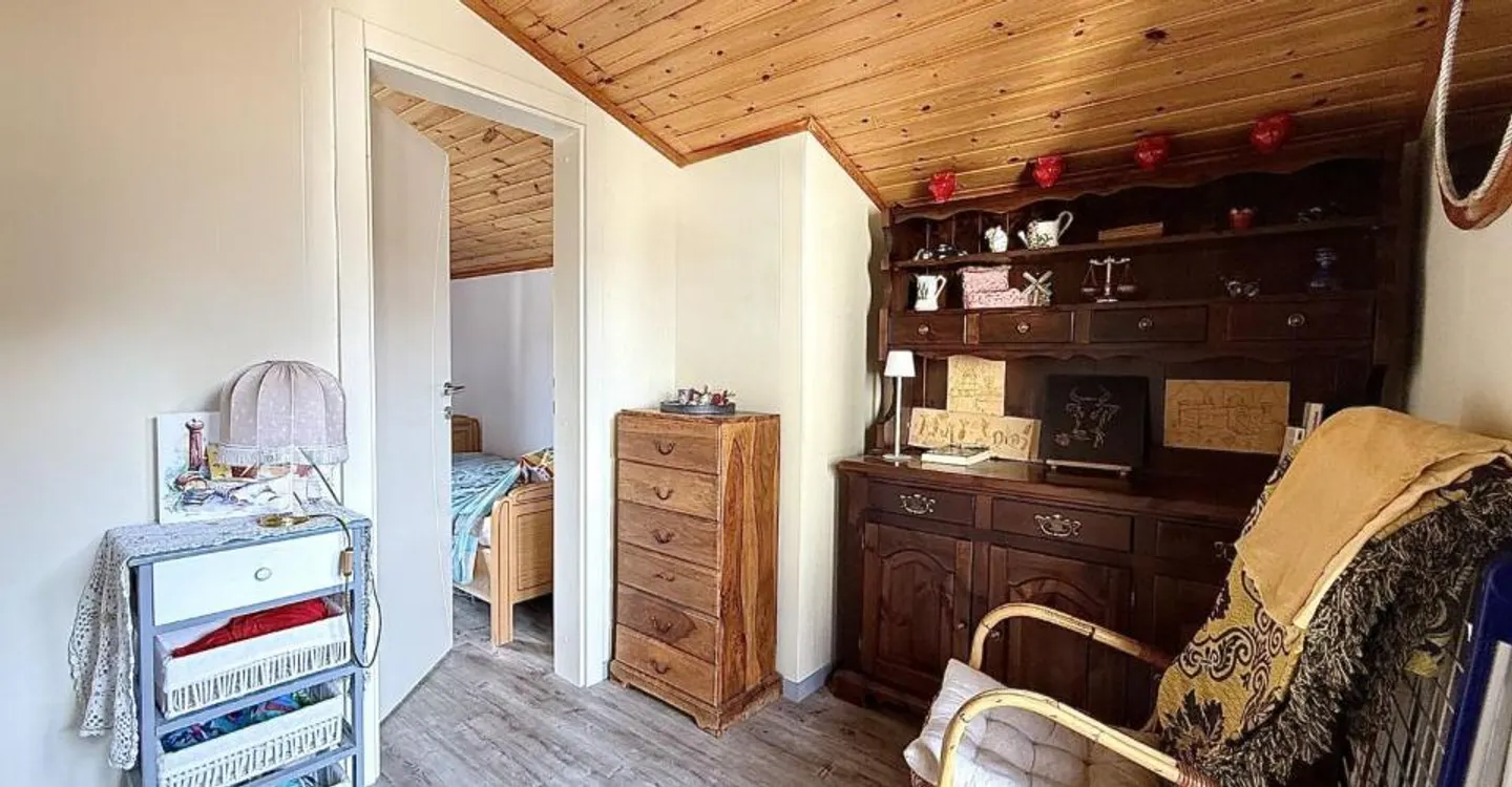 Casa Incantevole con Studio Indipendente - Foto 8 di 12