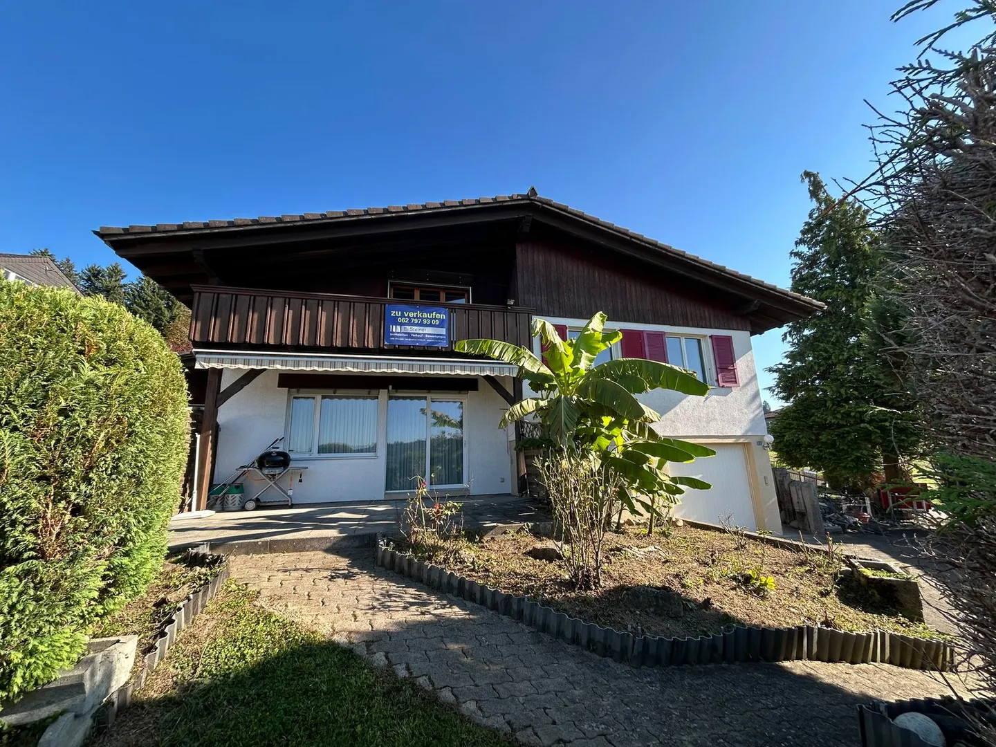 Casa unifamiliare di 6,5 vani in posizione molto tranquilla e soleggiata con vista panoramica - Foto 3 di 21