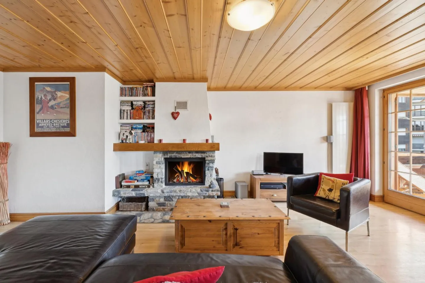 Villars, privileged location 3.5p with charm, large balcony, beautiful - Photo 4 of 13