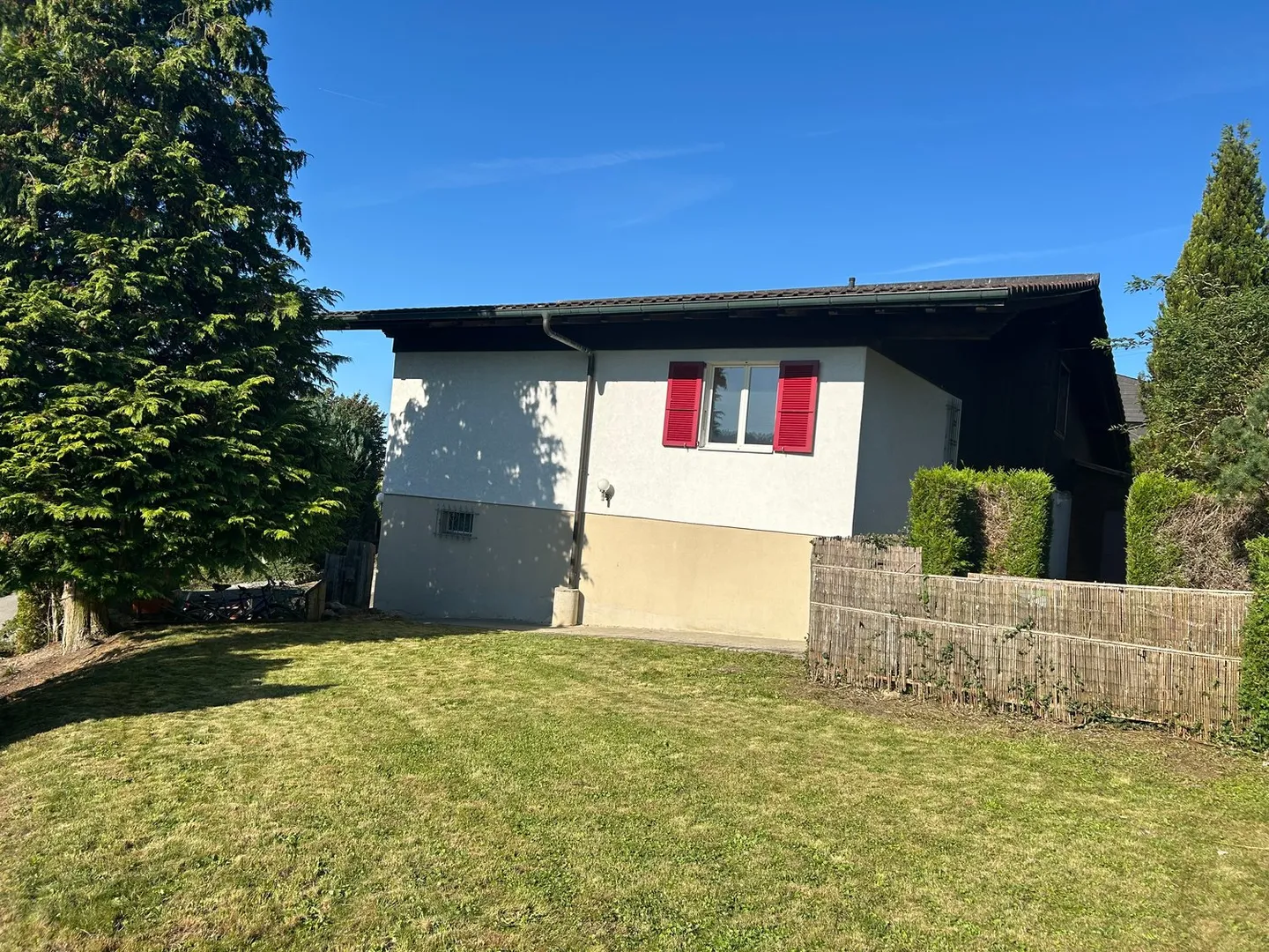 Casa unifamiliare di 6,5 vani in posizione molto tranquilla e soleggiata con vista panoramica - Foto 6 di 21