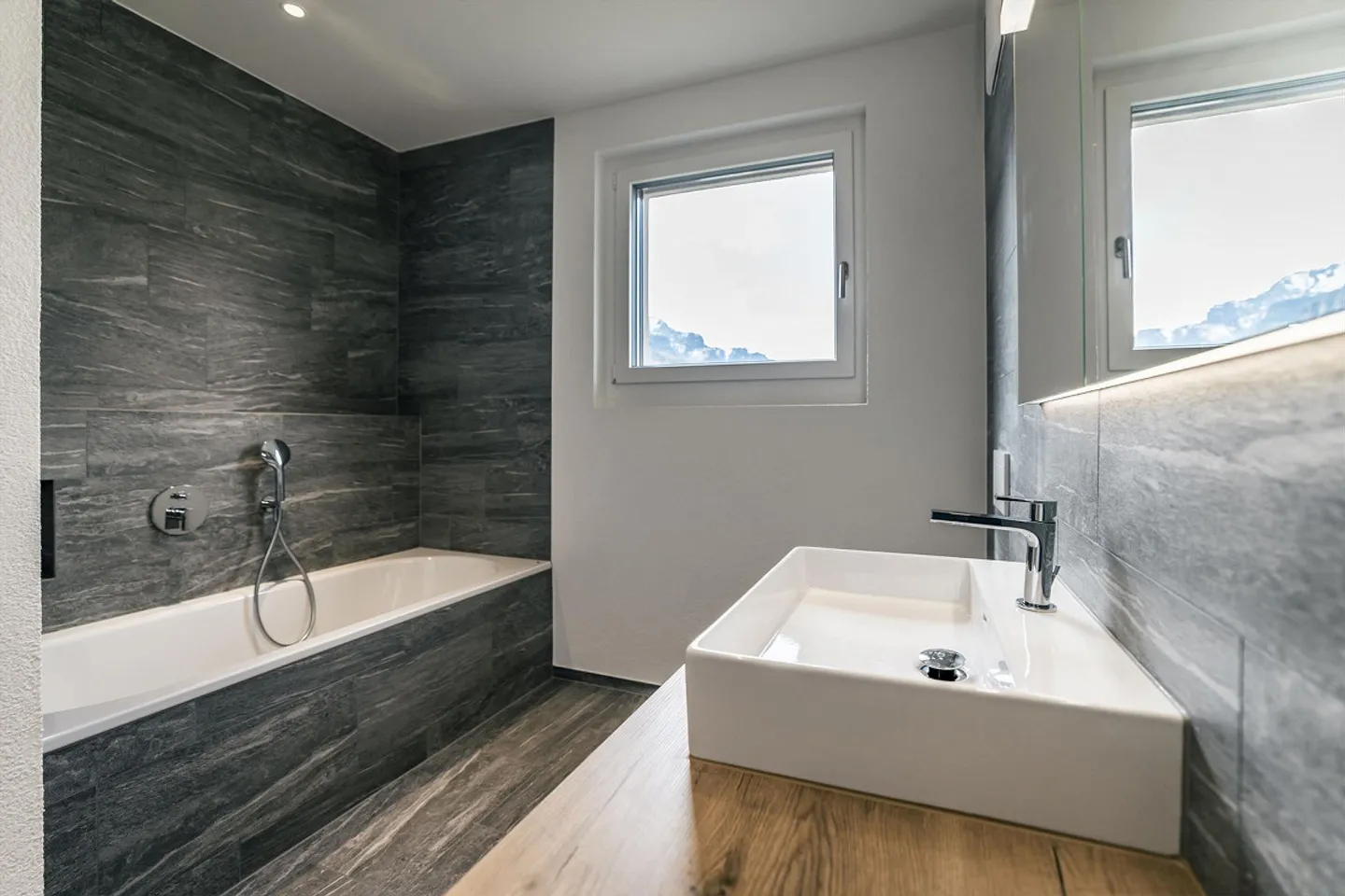 Neubau 3.5-Zimmerwohnung an bester Lage - Foto 6 von 9