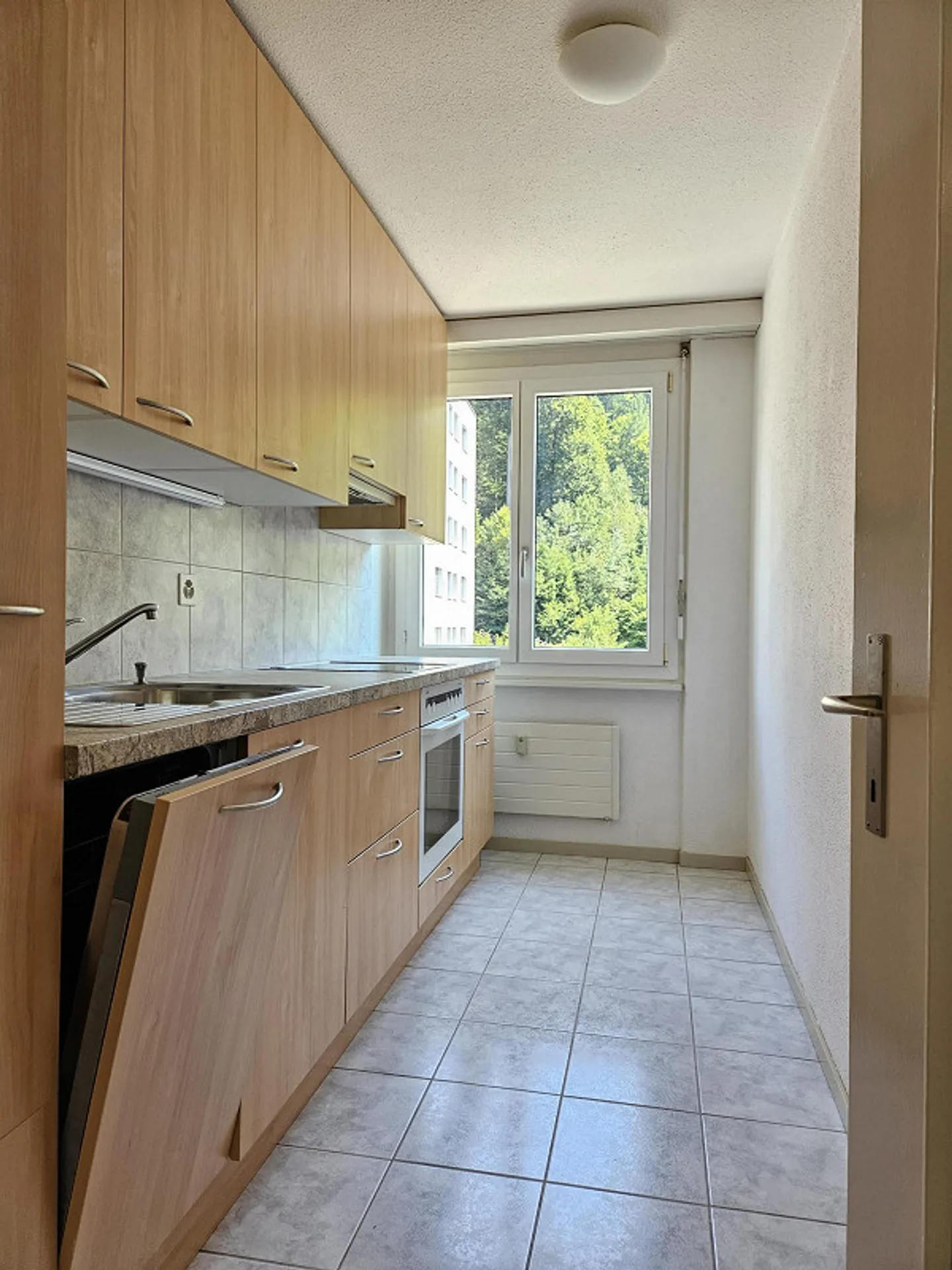 Appartement 4 pièces dans le quartier de Würzenbach - Photo 2 sur 6