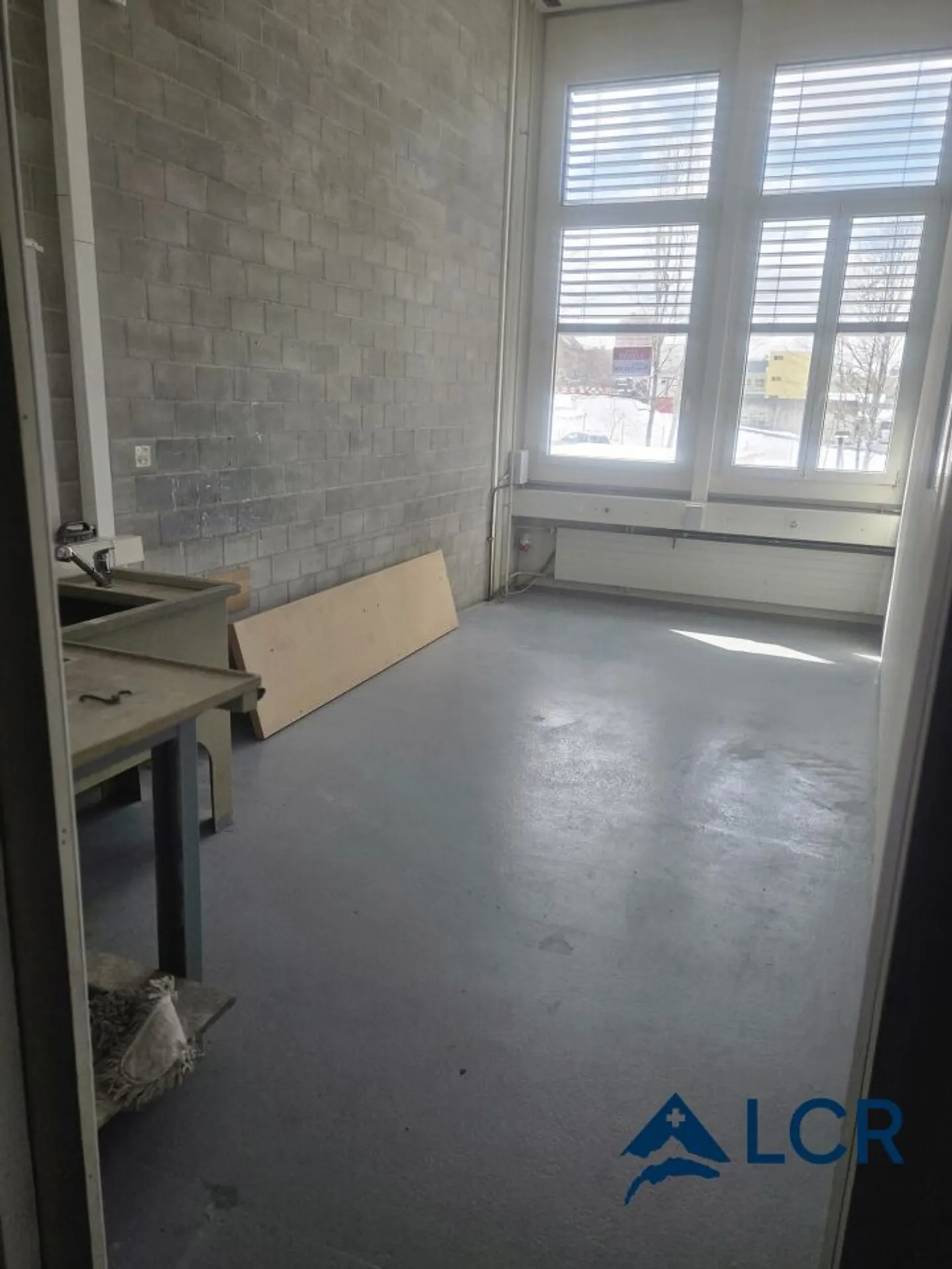 Bellissimo studio di 150m2 a La Chaux-de-Fonds - Foto 4 di 4