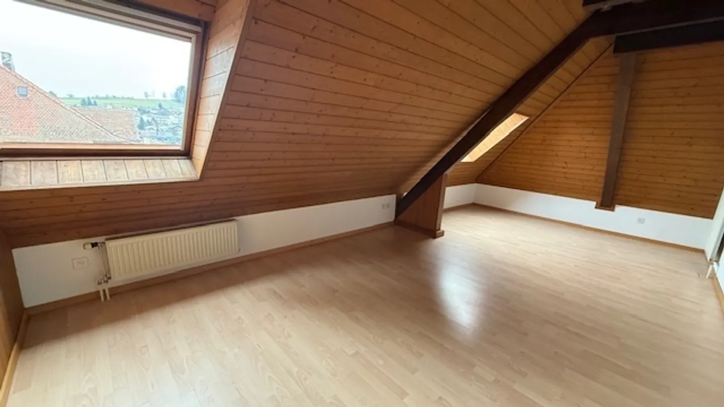 Charmante Wohnung in Tavannes - Foto 4 von 6