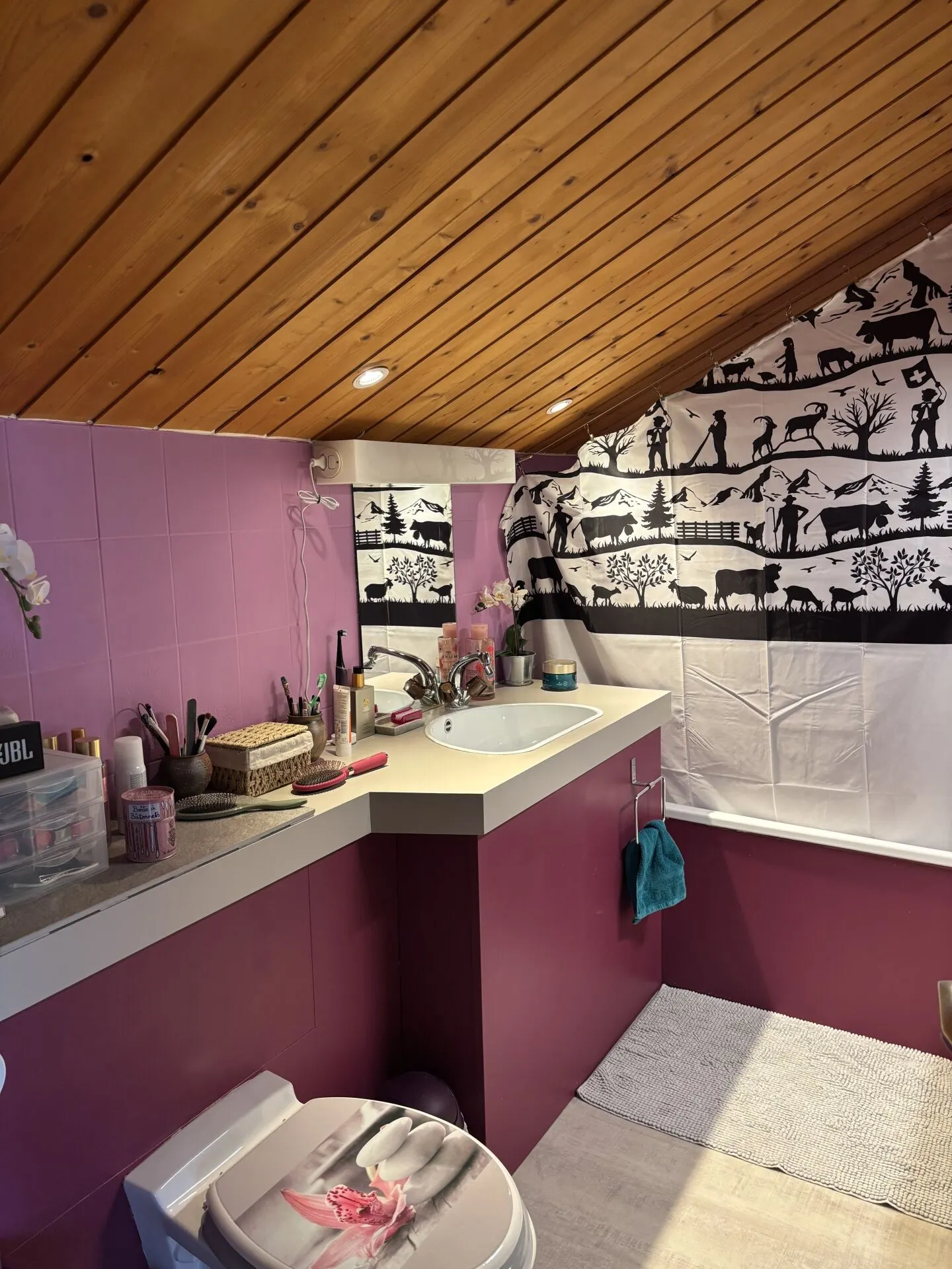 140 m² Duplex im obersten Stock mit 3 Schlafzimmern, Terrasse und Wald - Foto 15 von 19