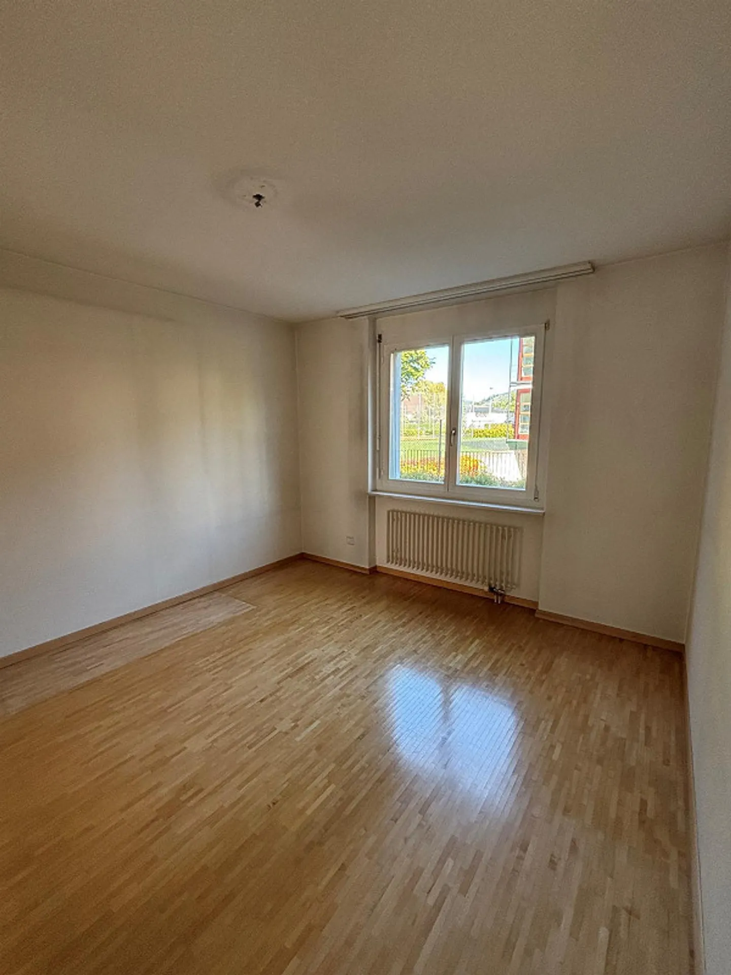 Giardino & Qualità della Vita - La Tua Nuova Casa nel Popolare Föhrenpark! - Foto 6 di 9
