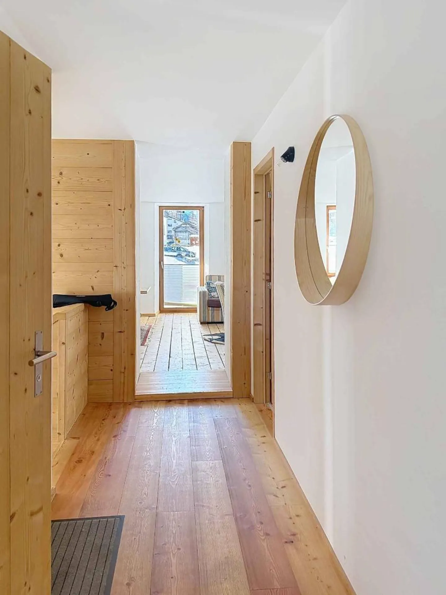 Schöne 4-Zimmer-Maisonette-Wohnung im Zentrum von Randa - Foto 6 von 11