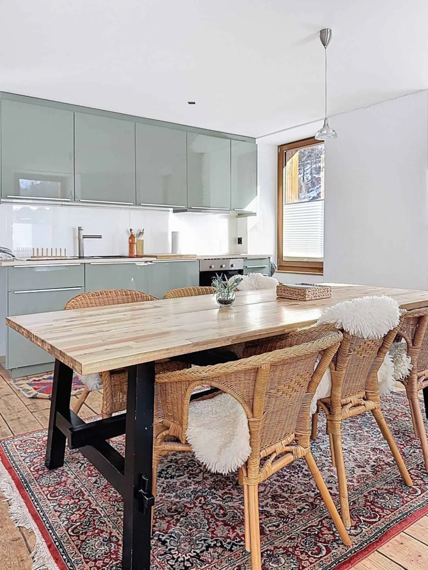 Schöne 4-Zimmer-Maisonette-Wohnung im Zentrum von Randa - Foto 2 von 11