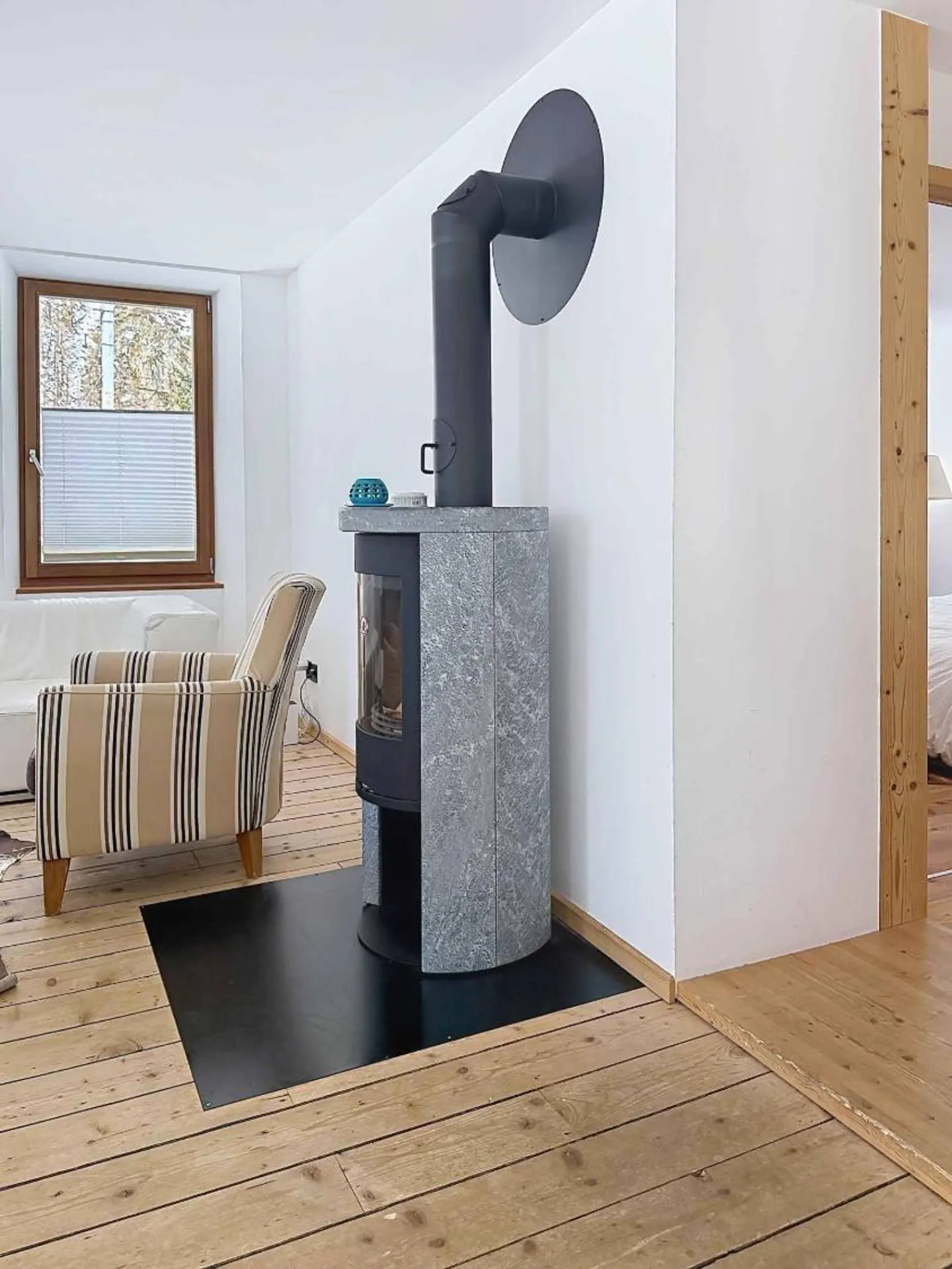 Schöne 4-Zimmer-Maisonette-Wohnung im Zentrum von Randa - Foto 3 von 11