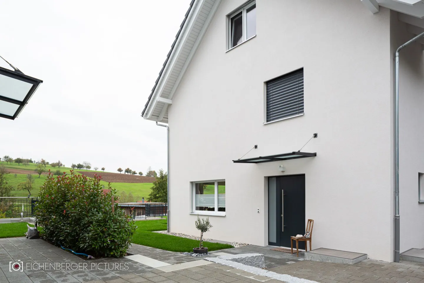 DREAM HOUSE IN ZEIHEN - LOTS OF SPACE, MODERN EQUIPMENT & SUNNY GARDEN - Photo 23 of 28