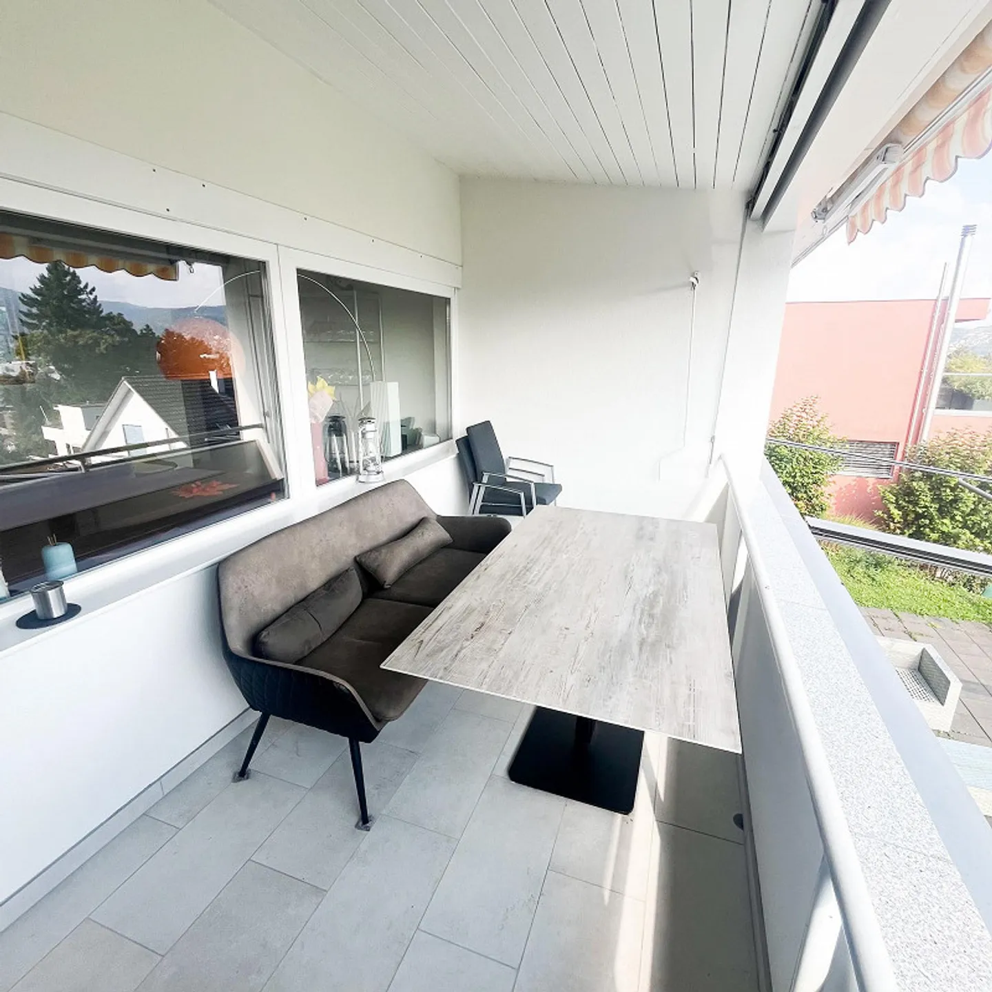 5.5-Zimmer Einfamilienhaus mit Einliegerwohnung und Fernsicht - Foto 5 von 15