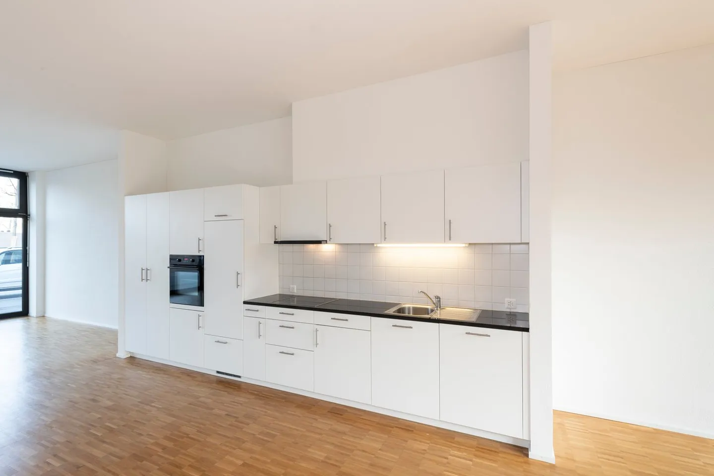 Atelier Abitativo Luminoso - Foto 1 di 4