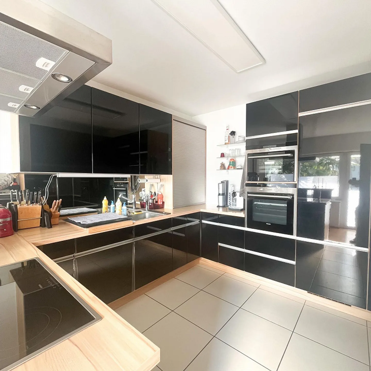 5.5-Zimmer Einfamilienhaus mit Einliegerwohnung und Fernsicht - Foto 6 von 15