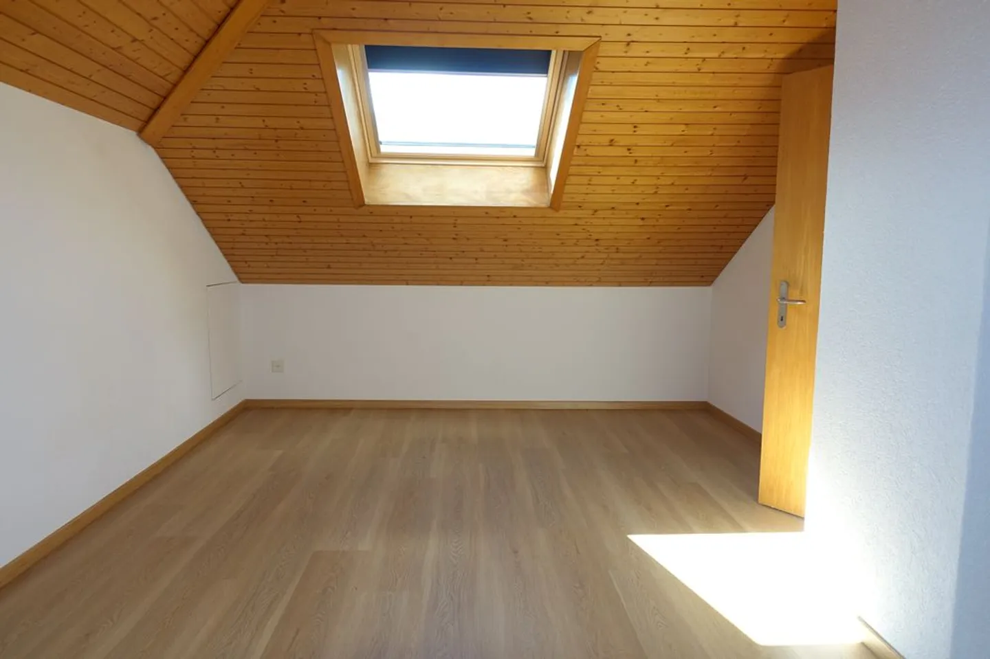 Duplex 3,5 Zimmer - Foto 3 von 8
