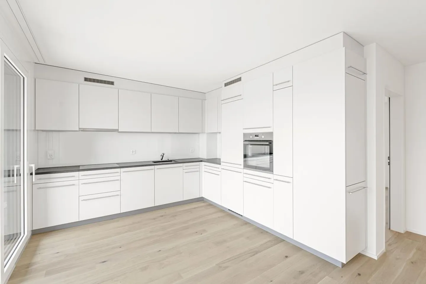 Moderne Attika-Wohnung an zentraler Lage - Foto 3 von 11