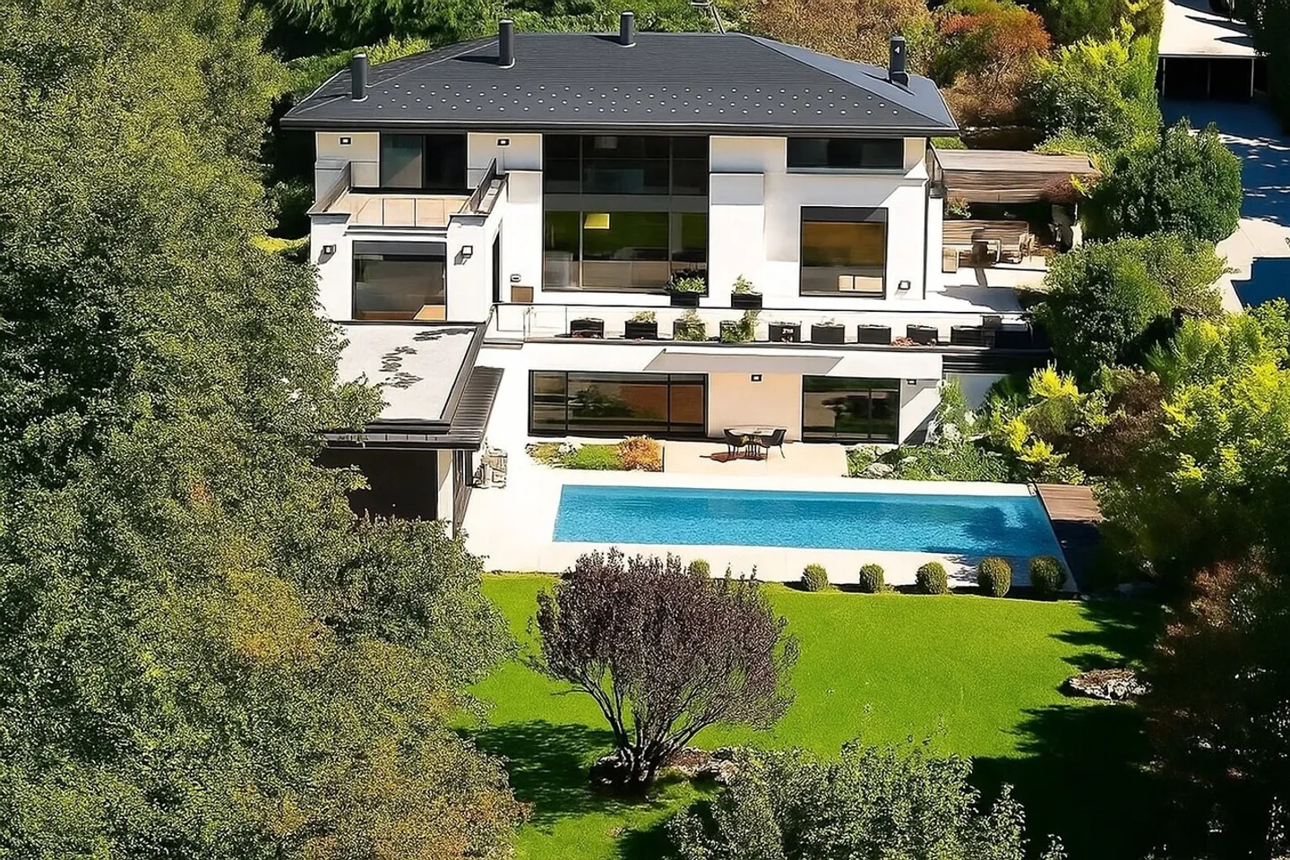 Appartamento eccezionale in un bel edificio antico di fronte al Lago di Ginevra - Foto 2 di 6