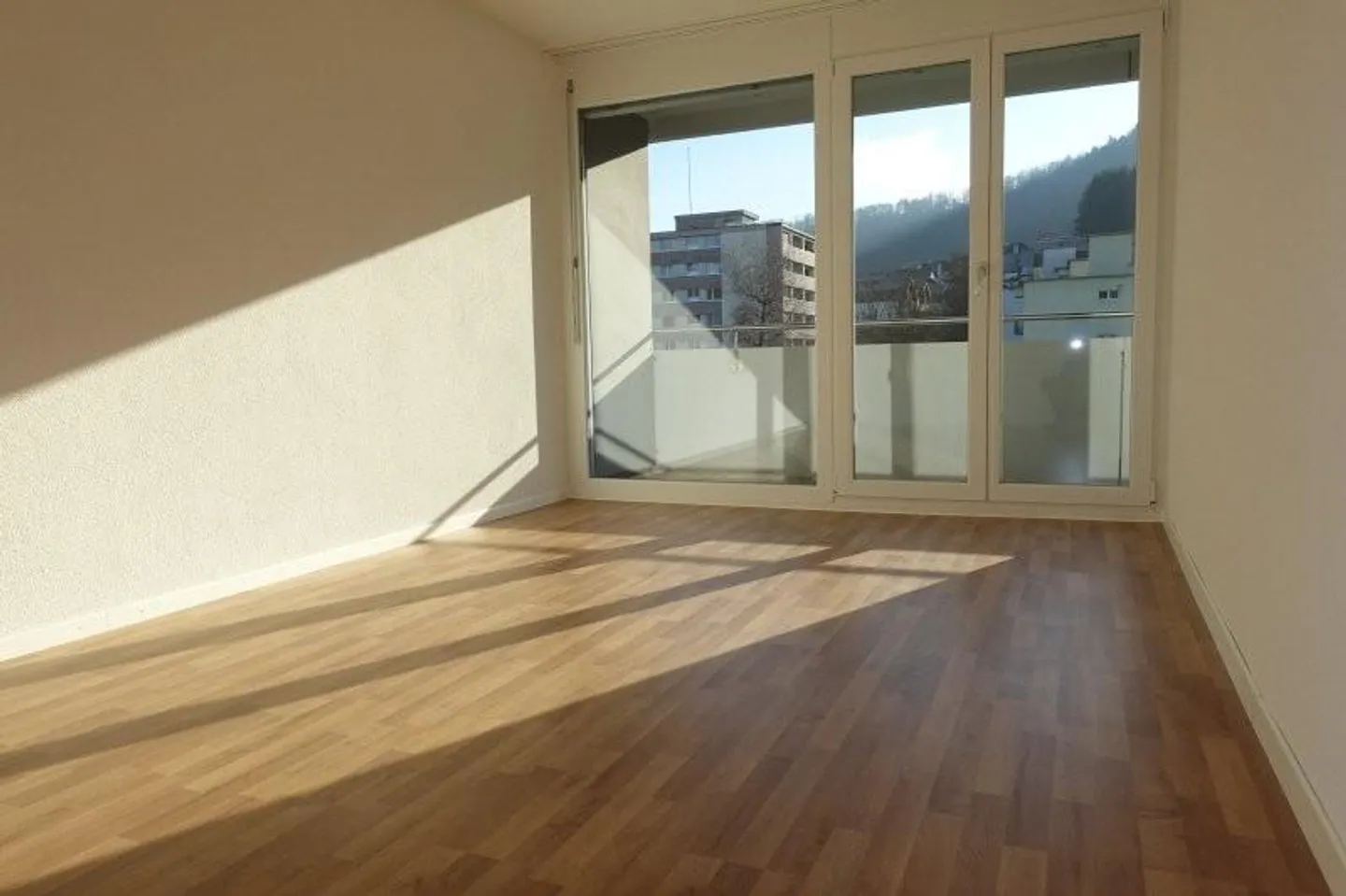 Moderne 2-Zimmerwohnung - Foto 1 von 6