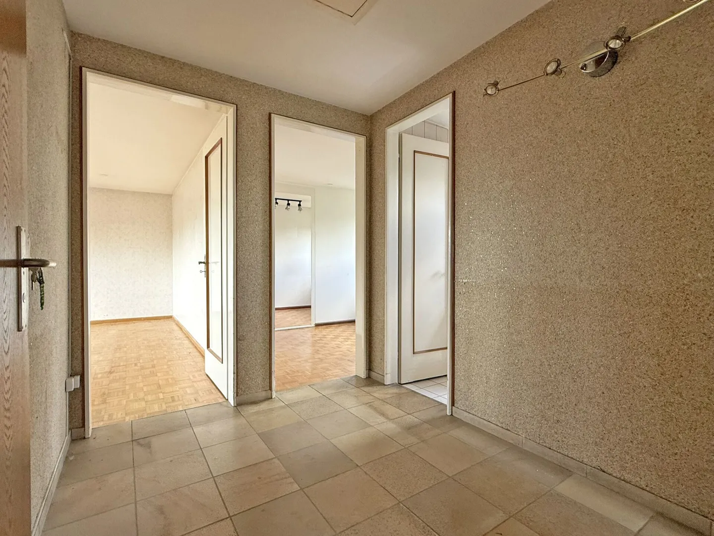 Grosszügige 3.5-Zimmerwohnung - Foto 1 von 11