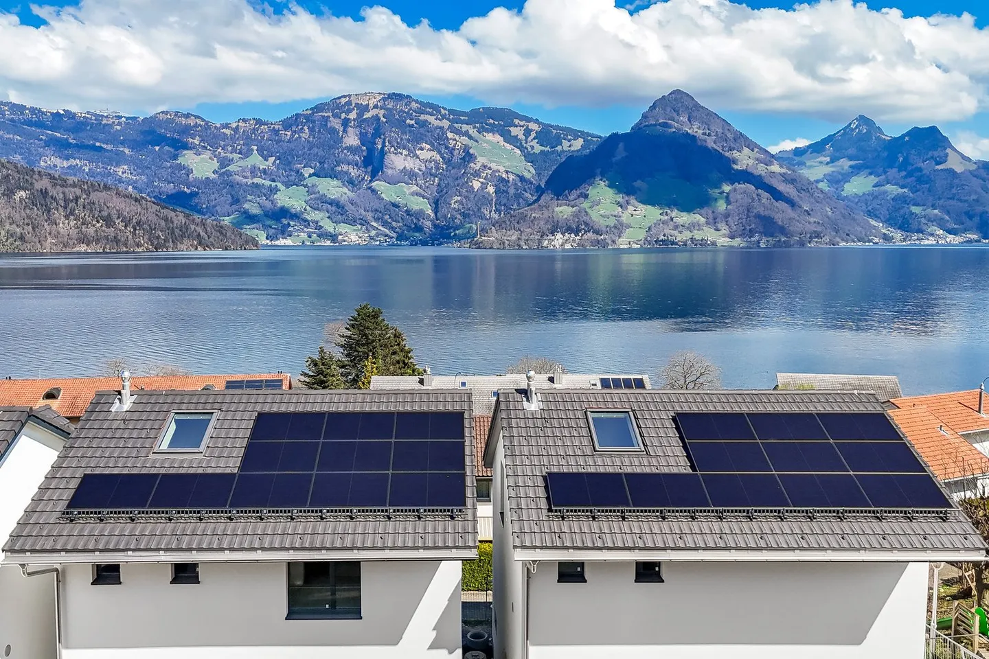 Modernes Einfamilienhaus mit Seeblick - Foto 10 von 10