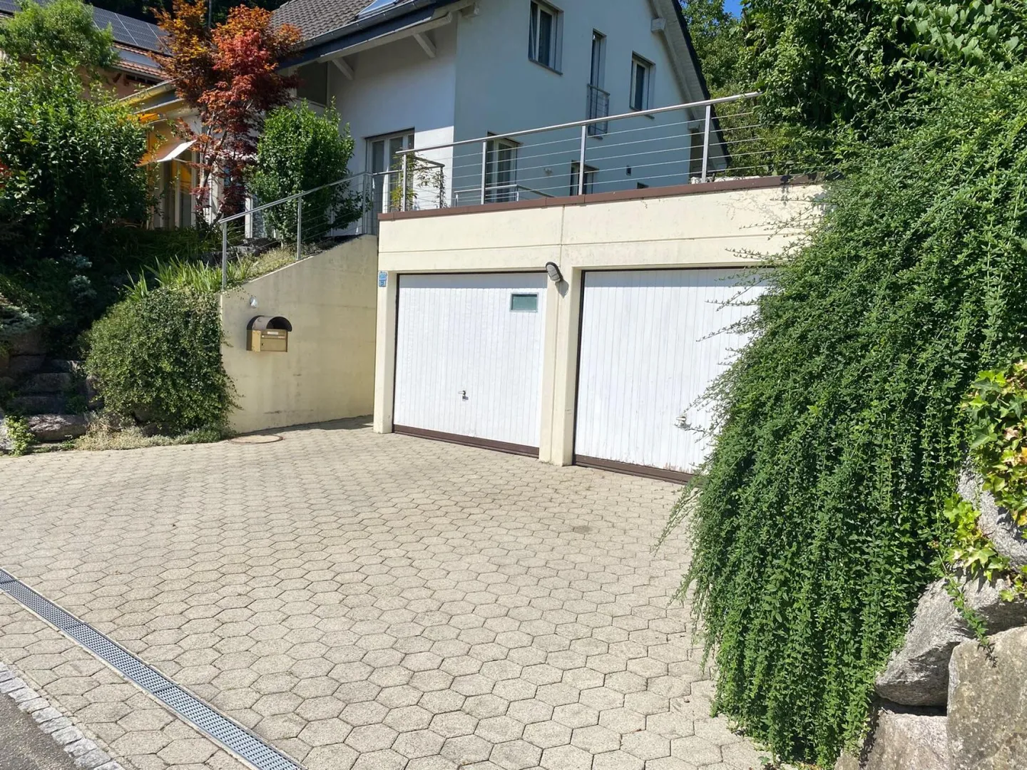 Casa unifamiliare adatta alle famiglie con 5,5 stanze e grande giardino a Gränichen - Foto 16 di 17