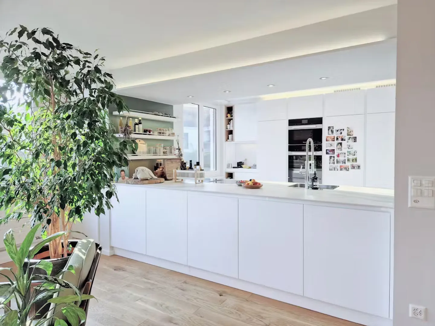 Charming Chalet in Wallisellen - Photo 3 of 10