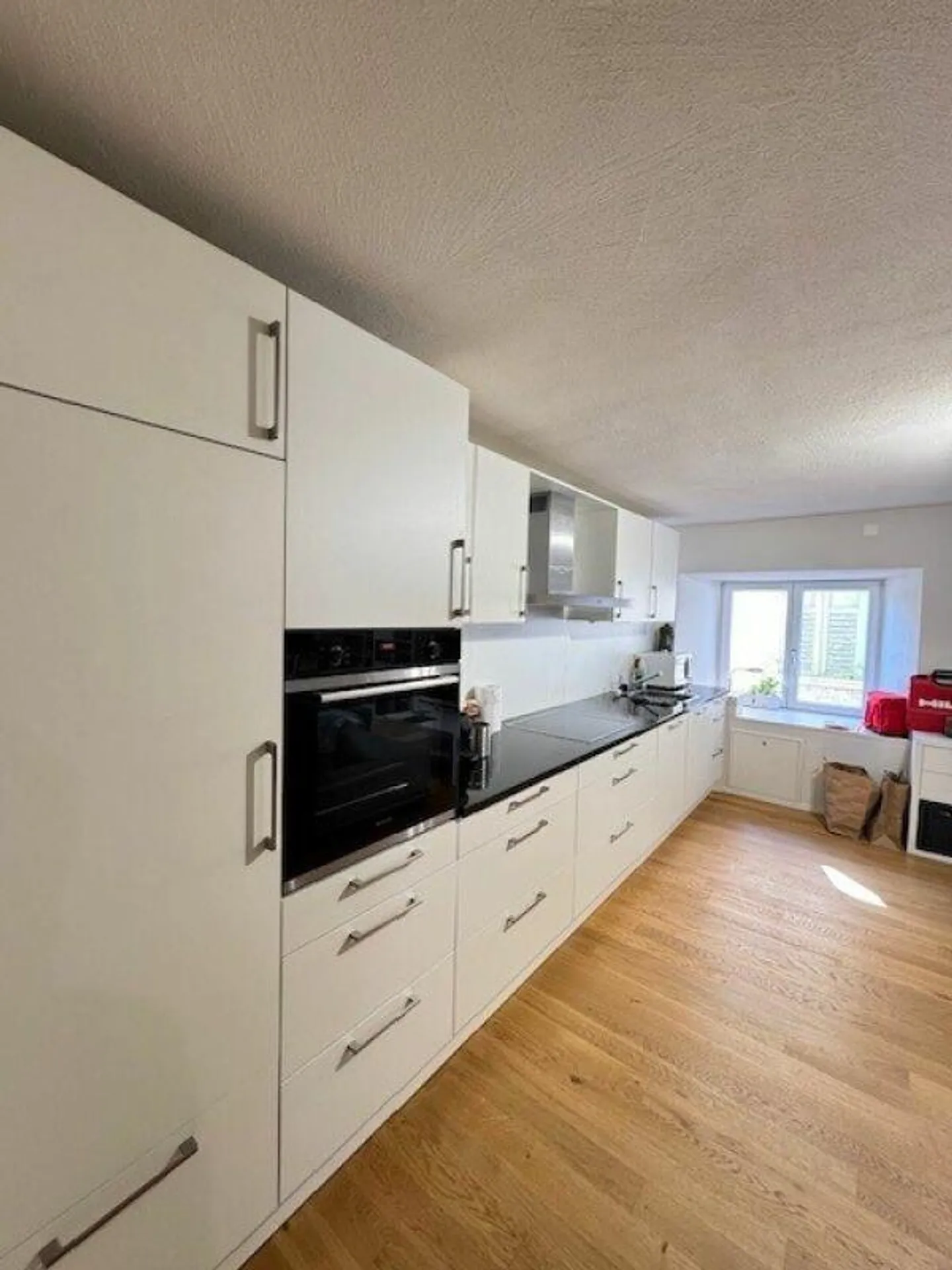 Grosszügige 2.5-Zimmerwohnung an zentraler Lage - Foto 2 von 5