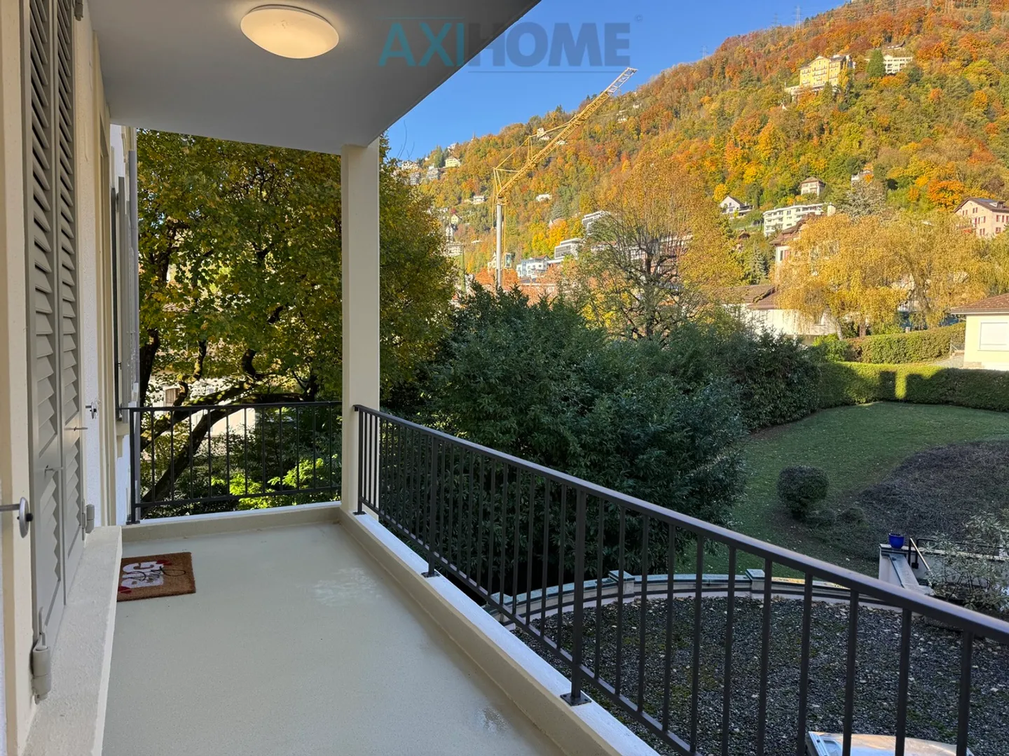 EXKLUSIV, nur wenige Schritte vom See entfernt mit außergewöhnlichem Blick - Foto 14 von 18