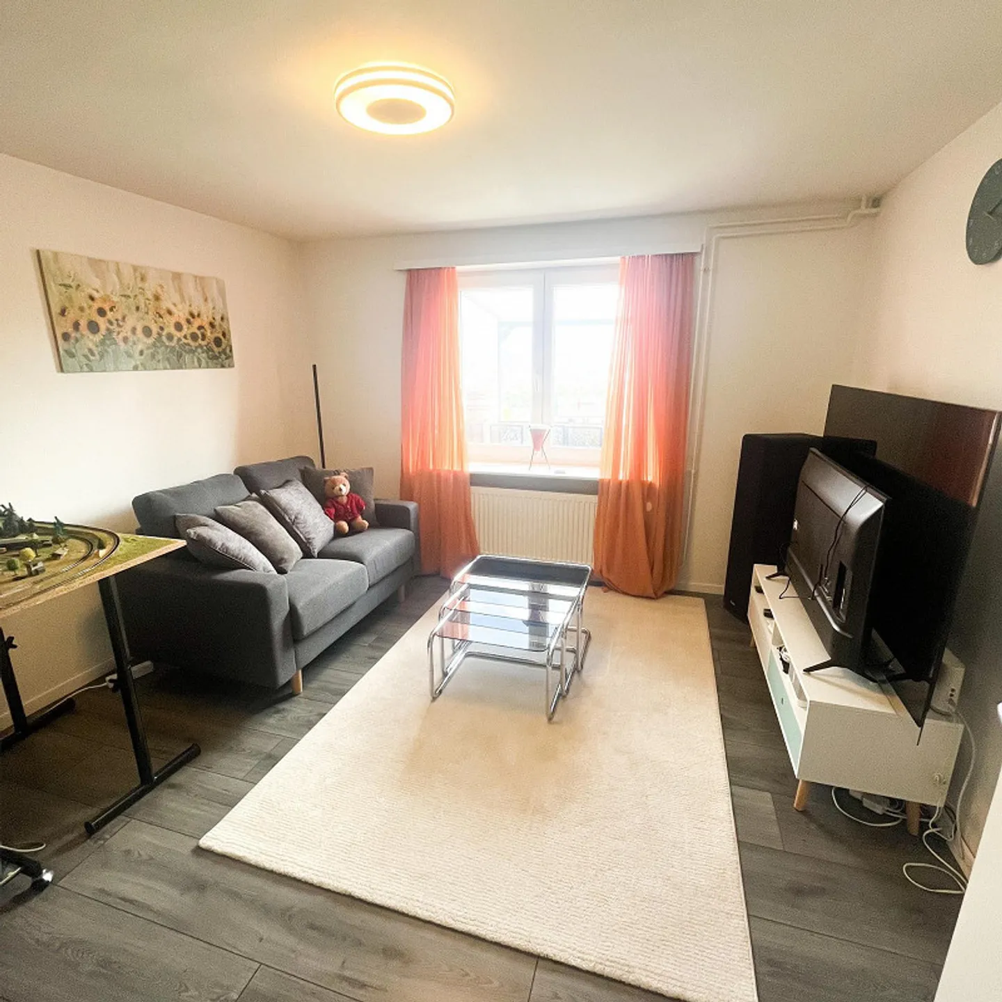 5.5-Zimmer Einfamilienhaus mit Einliegerwohnung und Fernsicht - Foto 12 von 15