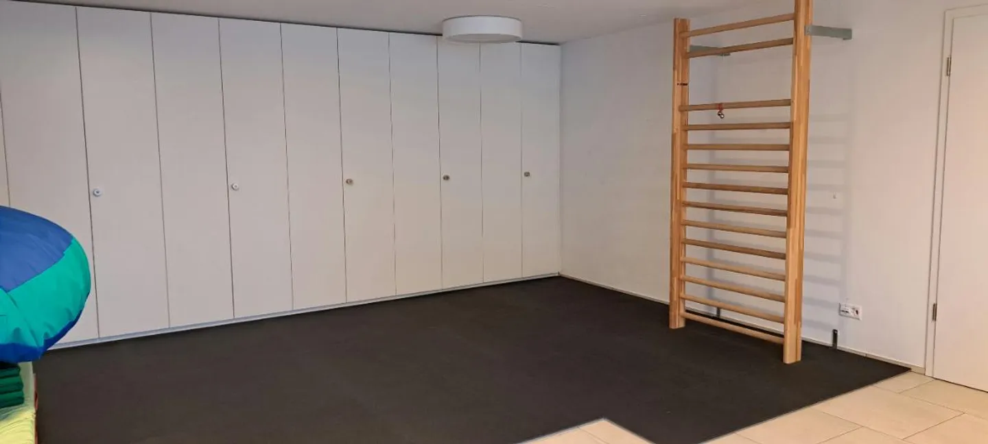 Office/ Practice Room - Photo 3 of 5