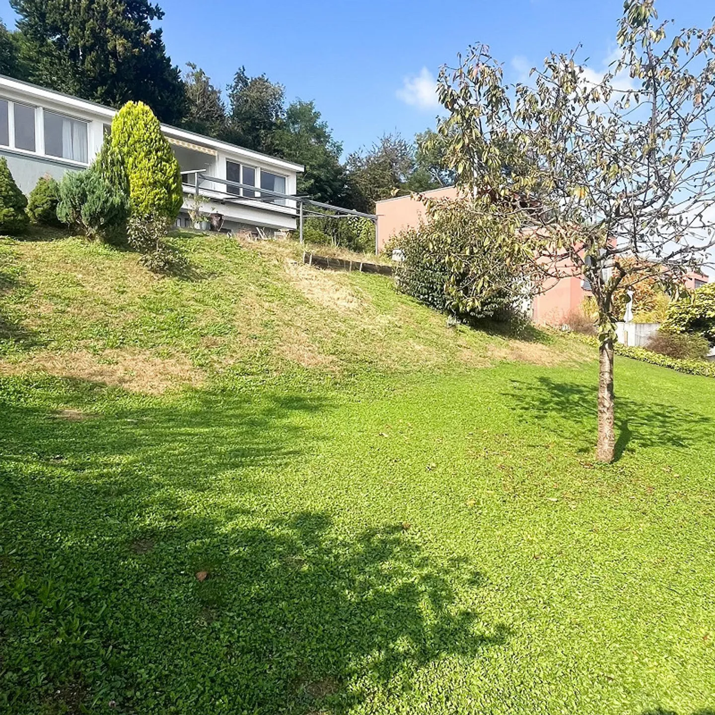 5.5-Zimmer Einfamilienhaus mit Einliegerwohnung und Fernsicht - Foto 15 von 15