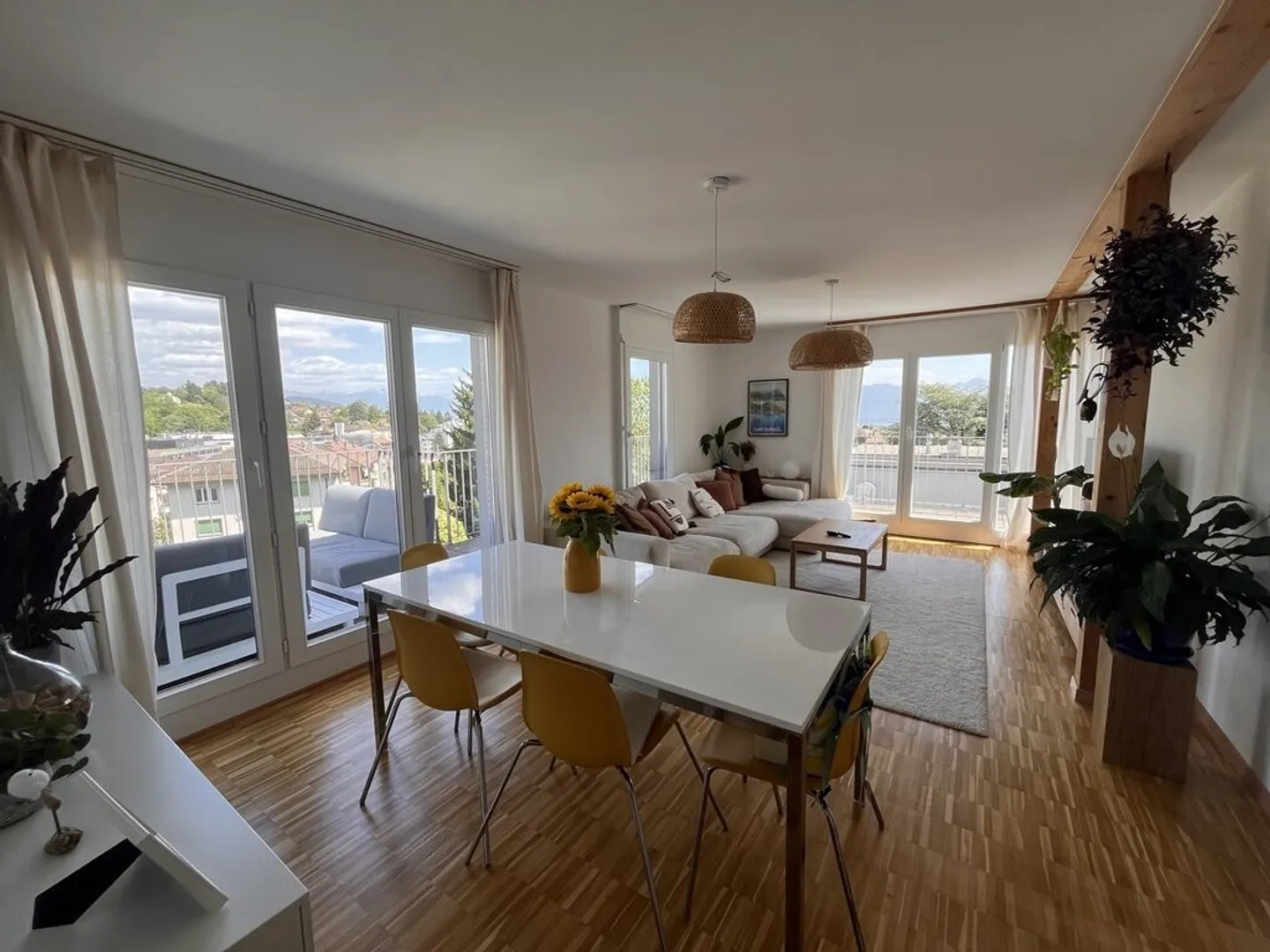Beautiful apartment for rent - Photo 3 of 9