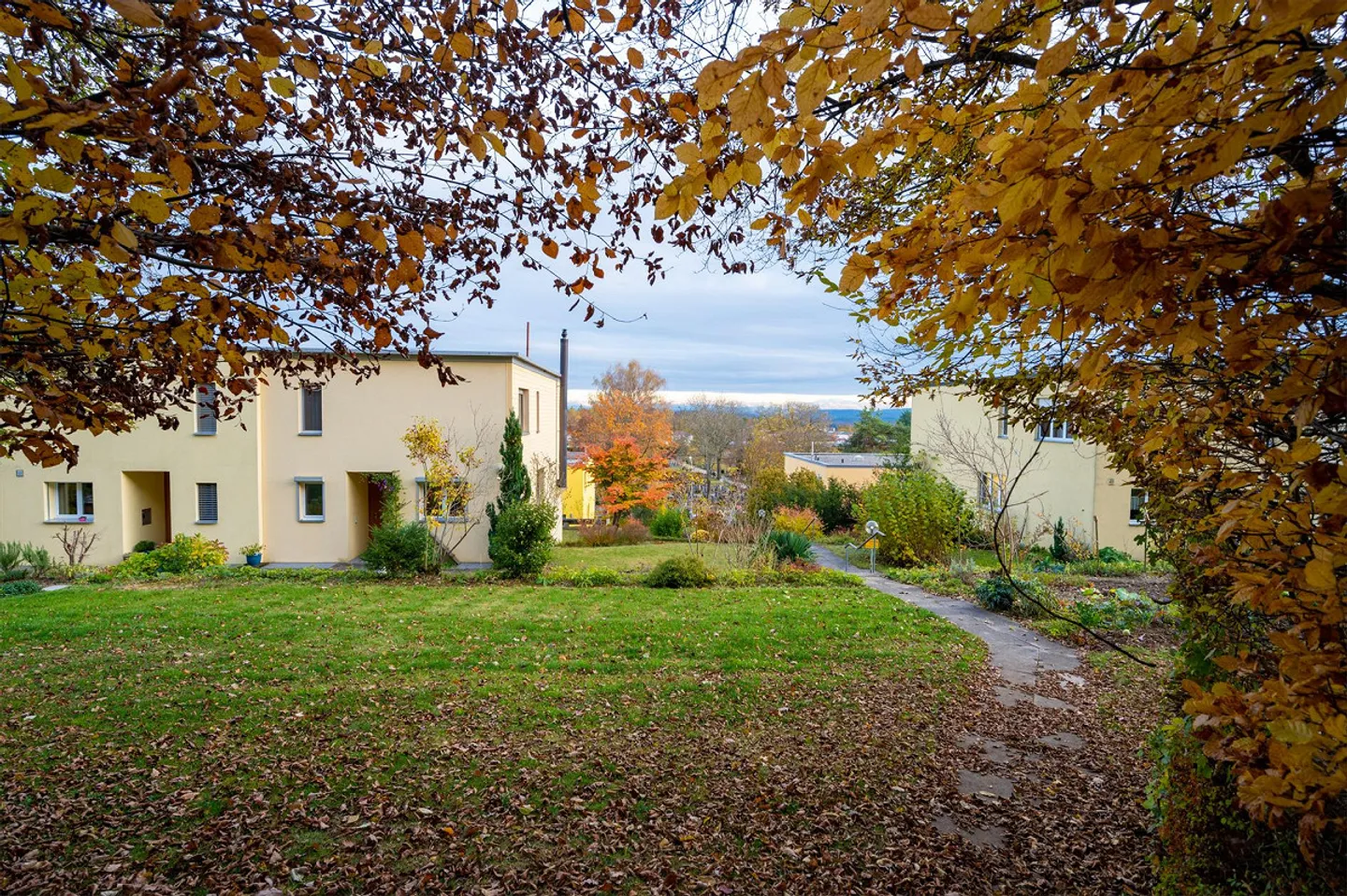 Familienhaus am Waldrand - Foto 3 von 28