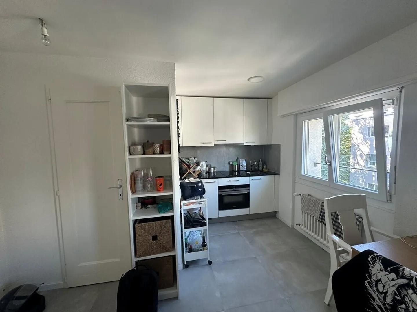Beautiful recently renovated studio, quiet and in the city center! - Photo 1 of 3