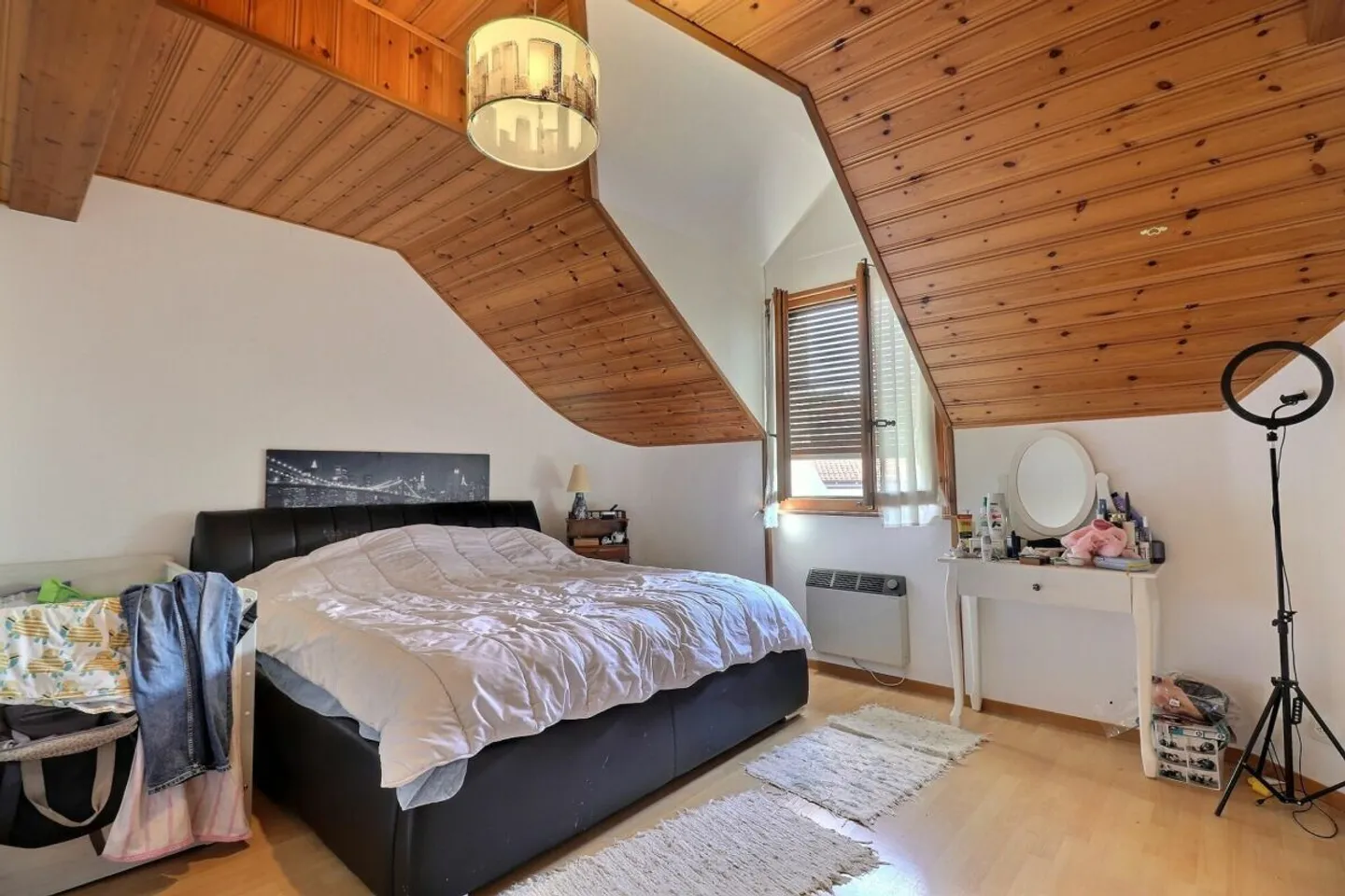 2.5-room apartment in the attic - Photo 1 of 4