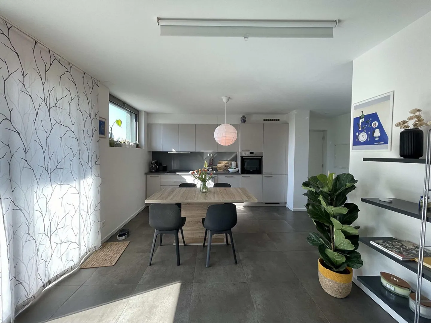 Appartement intéressant 3,5 pièces avec jardin et deux places de parking - Photo 1 sur 11
