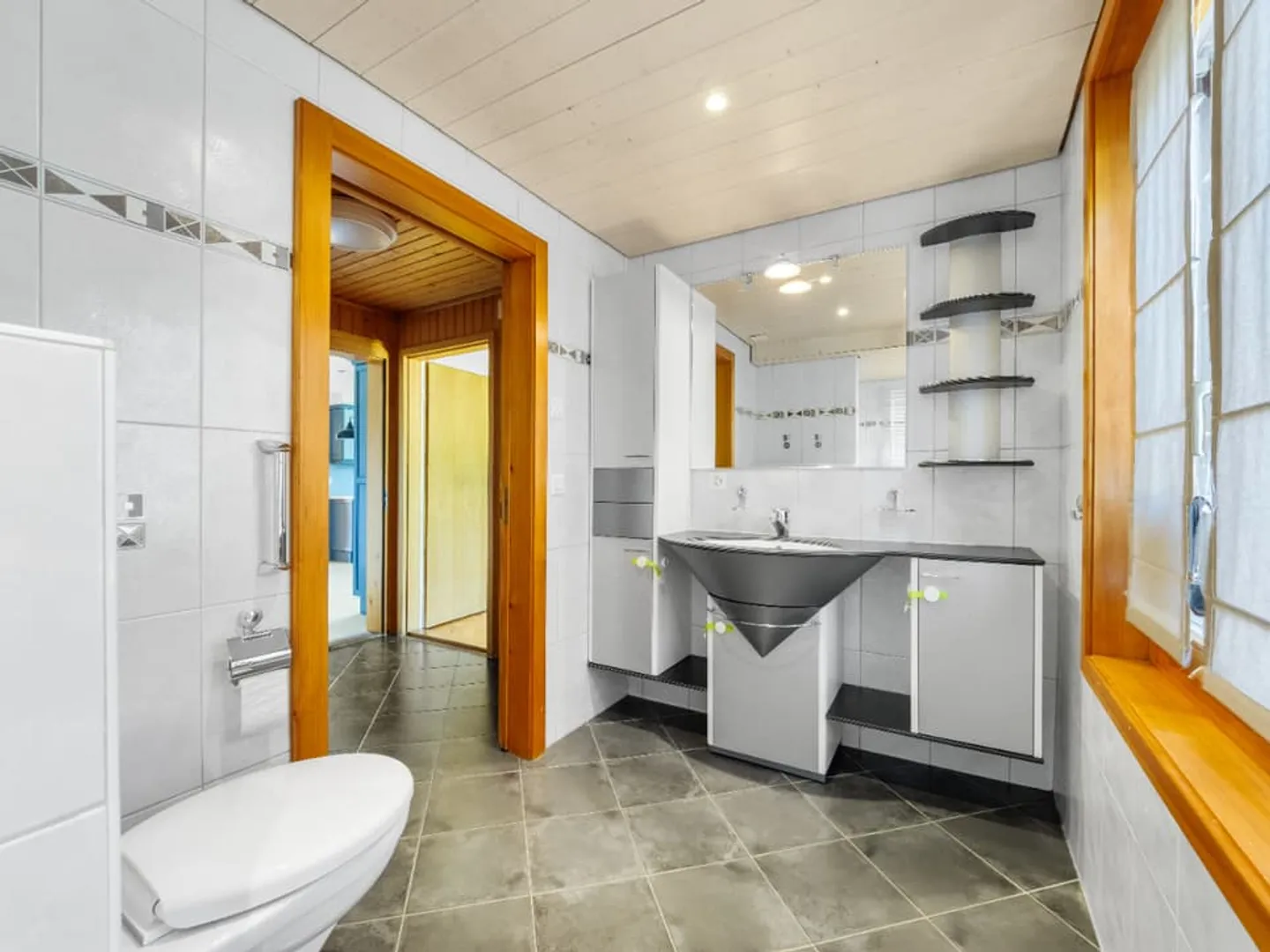 Appartamento duplex con ampi spazi esterni e al confine di un'area agricola - Foto 6 di 8