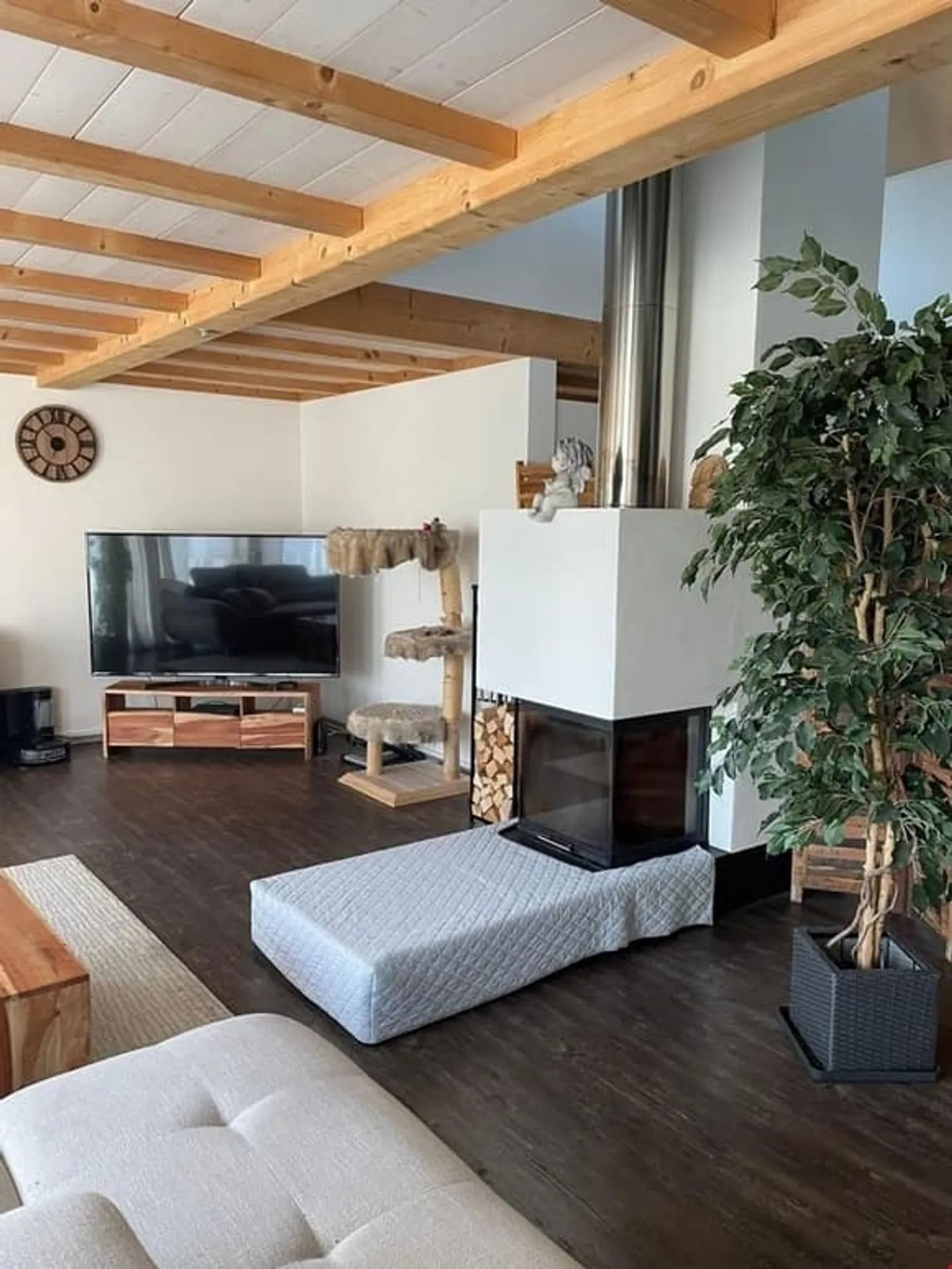 Appartement moderne de 5,5 pièces avec balcon, Cordast - Photo 1 sur 13