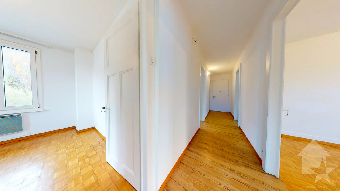 3.5-room apartments with up to 5.66% yield in the heart of Saxon - Photo 6 of 8