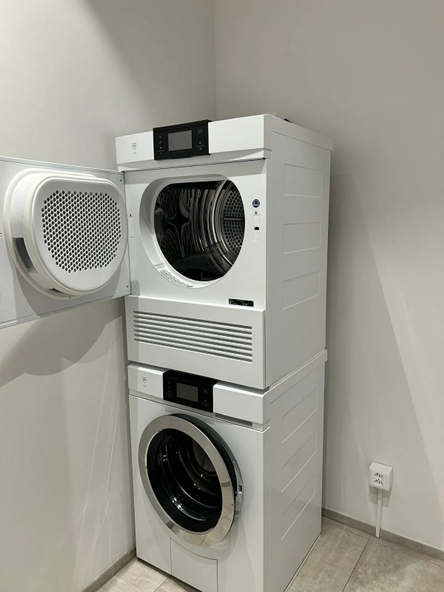 First Occupancy Penthouse Edlibach – Your Home in the Canton of Zug - Photo 8 of 30