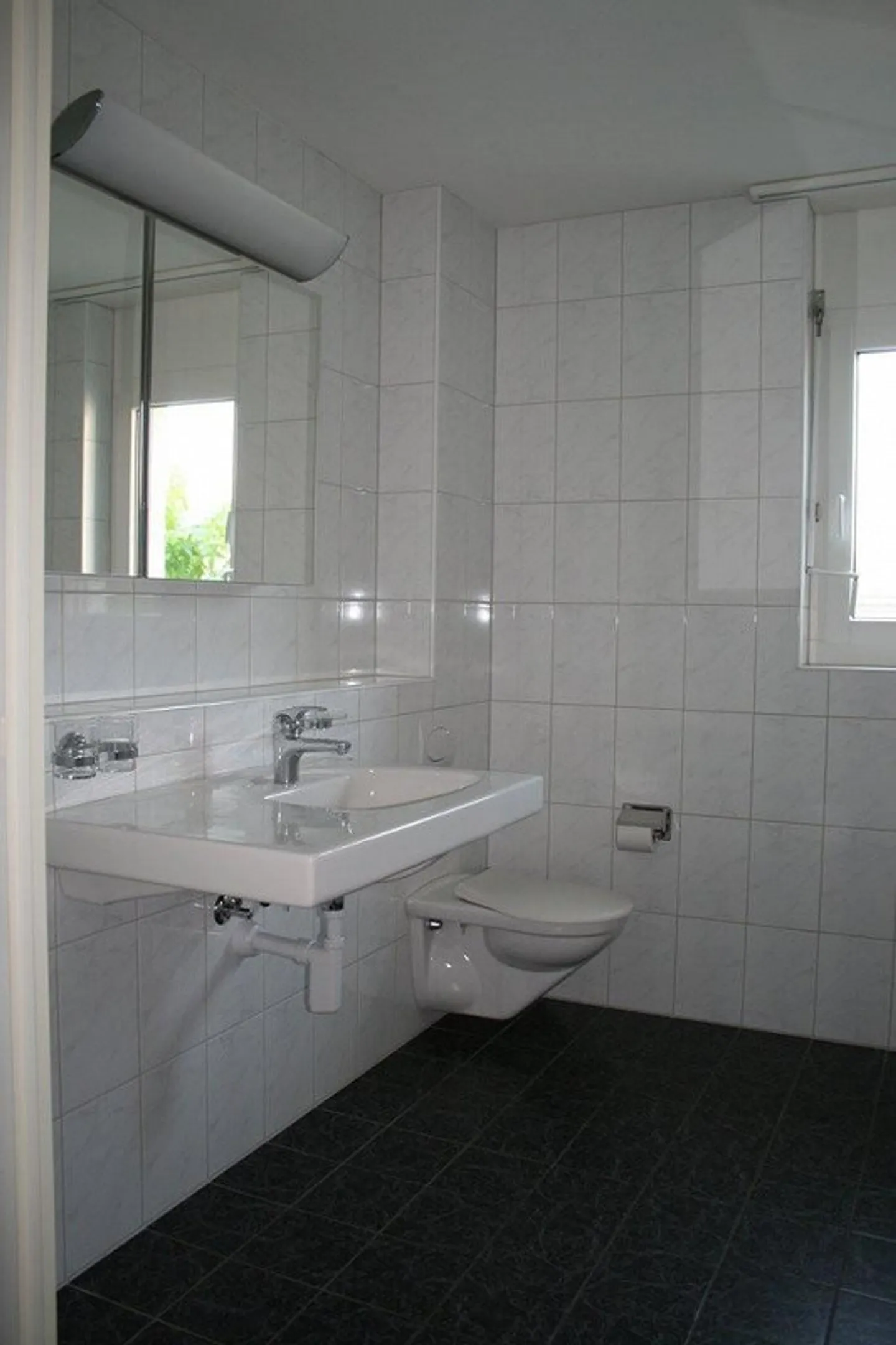 Quiet residential area bordering green spaces - Photo 3 of 4