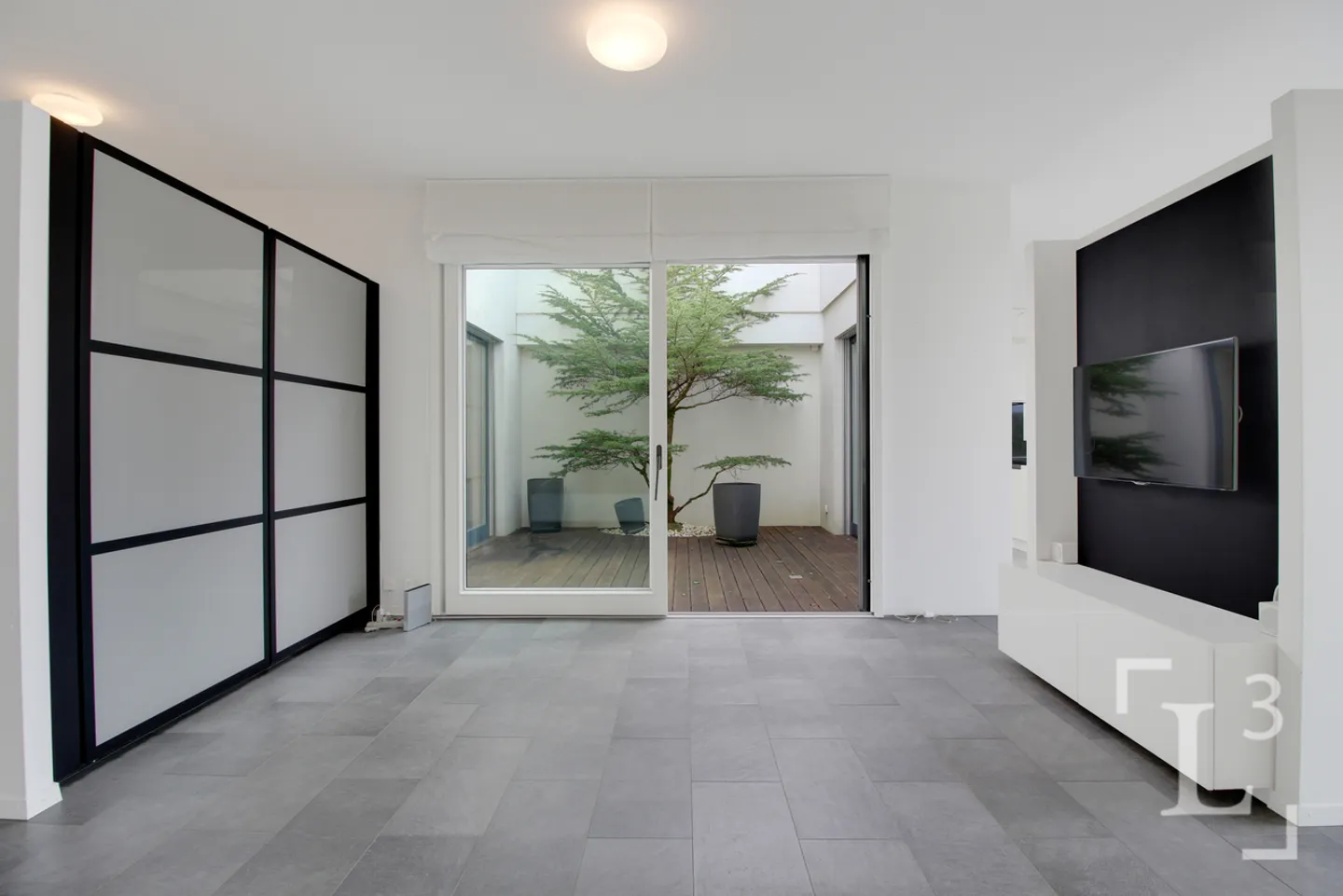 Appartement avec jardin et vue panoramique sur le lac - Photo 9 sur 12