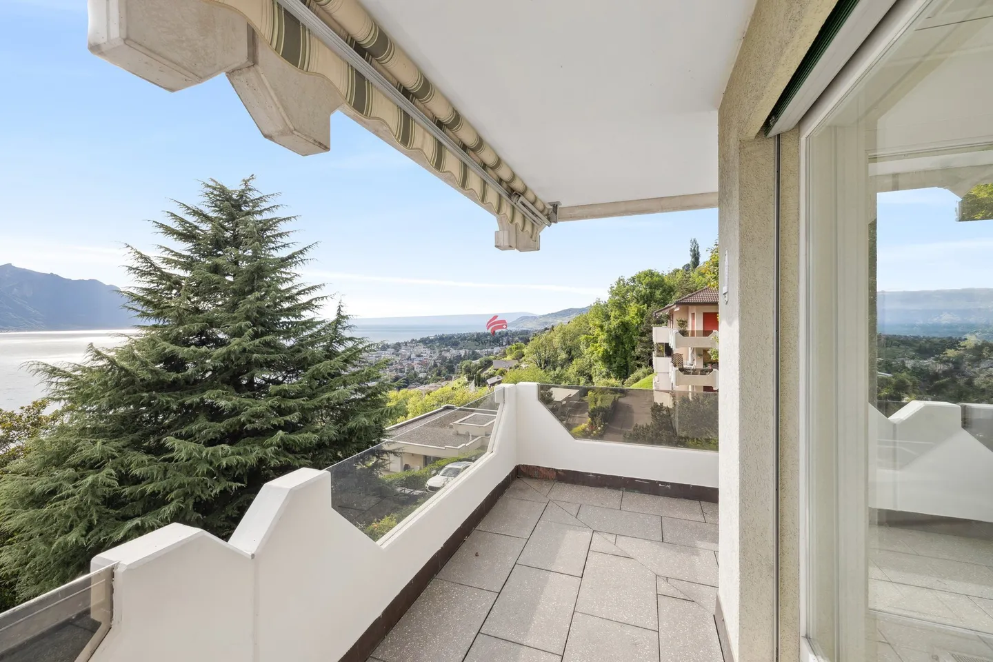 Appartement 3.5 pcs avec vue sur le Lac Léman - Photo 3 sur 8