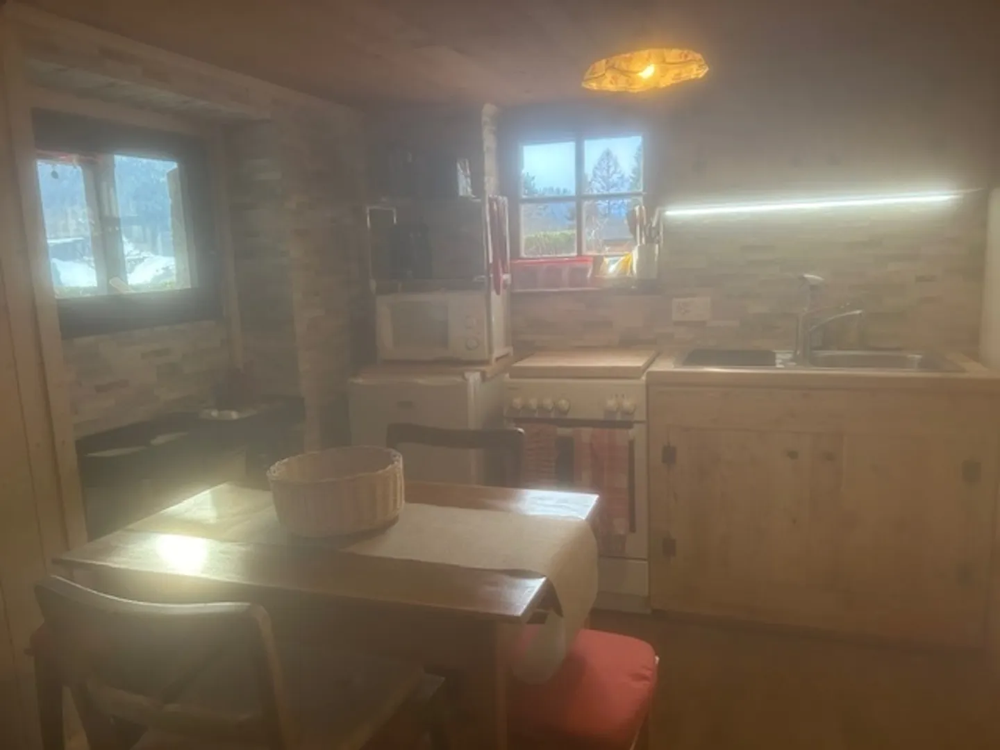 A louer pour l'été aux Diablerets, studio rénové, meublé, sur le plateau - Photo 7 sur 12