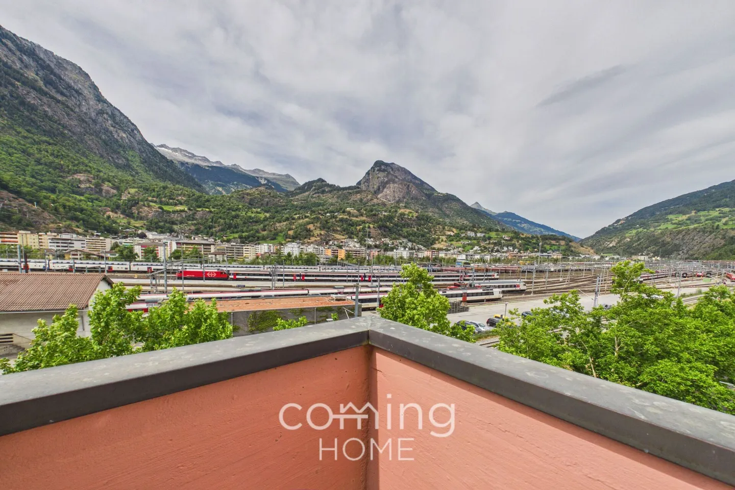 Living Above the Rooftops of Brig - 5.5-Room Penthouse with Panoramic Terrace & Sauna - Photo 9 of 11