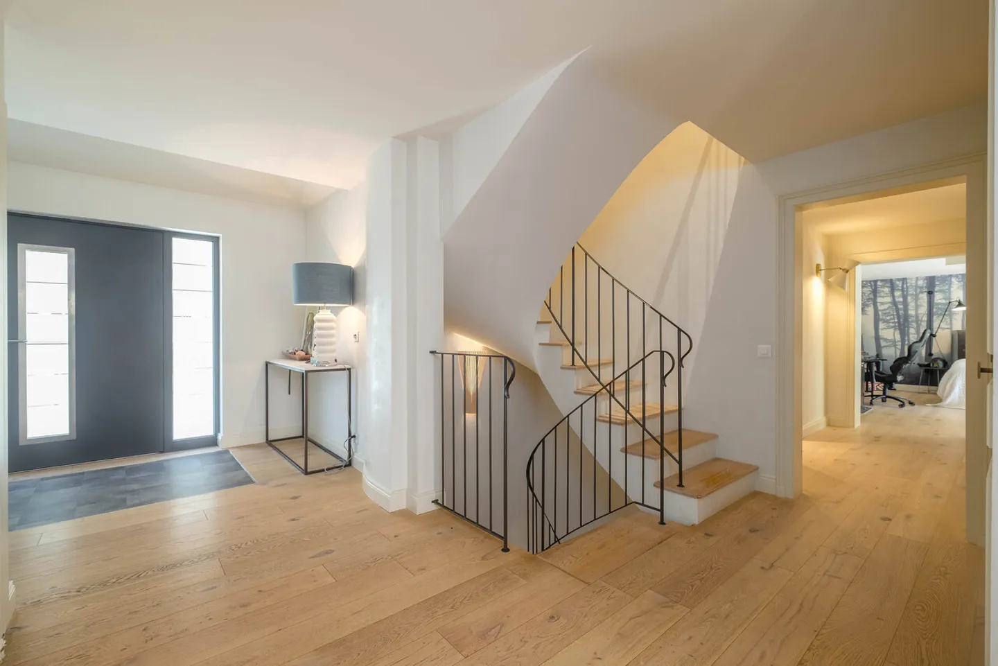 Geräumige Familienvilla mit wunderschönem Garten und Schwimmbad, Mies - Foto 8 von 13