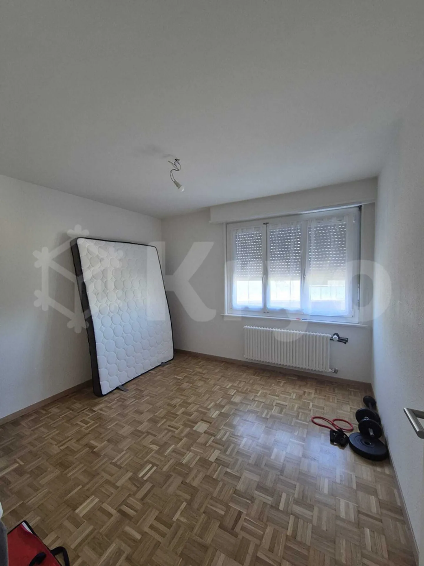 Apartment for rent - Photo 4 of 6