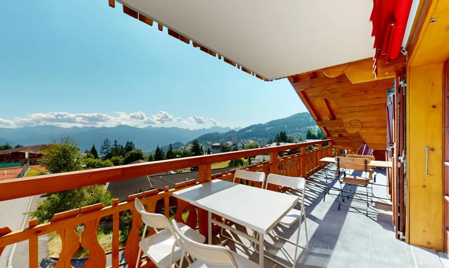 Außergewöhnliche Wohnung mit Bergblick - Foto 1 von 11
