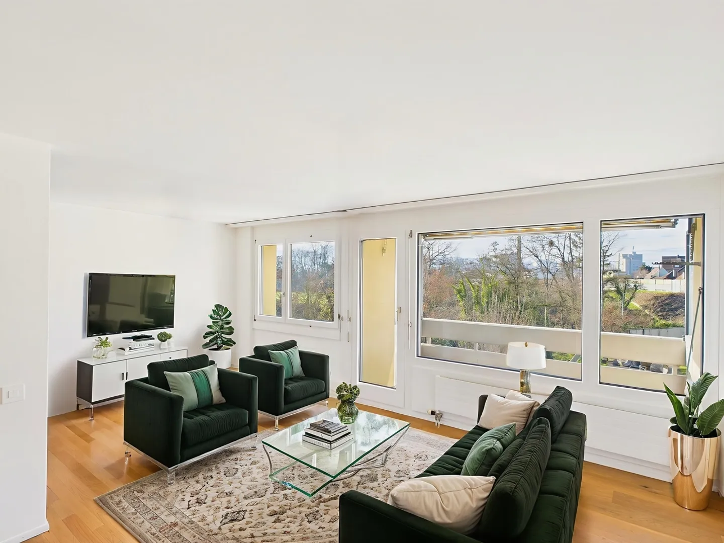 Appartamento affascinante 3.5 locali con balcone ad Augst, Canton BL - Prima occupazione dopo ristrutturazione - Foto 2 di 13